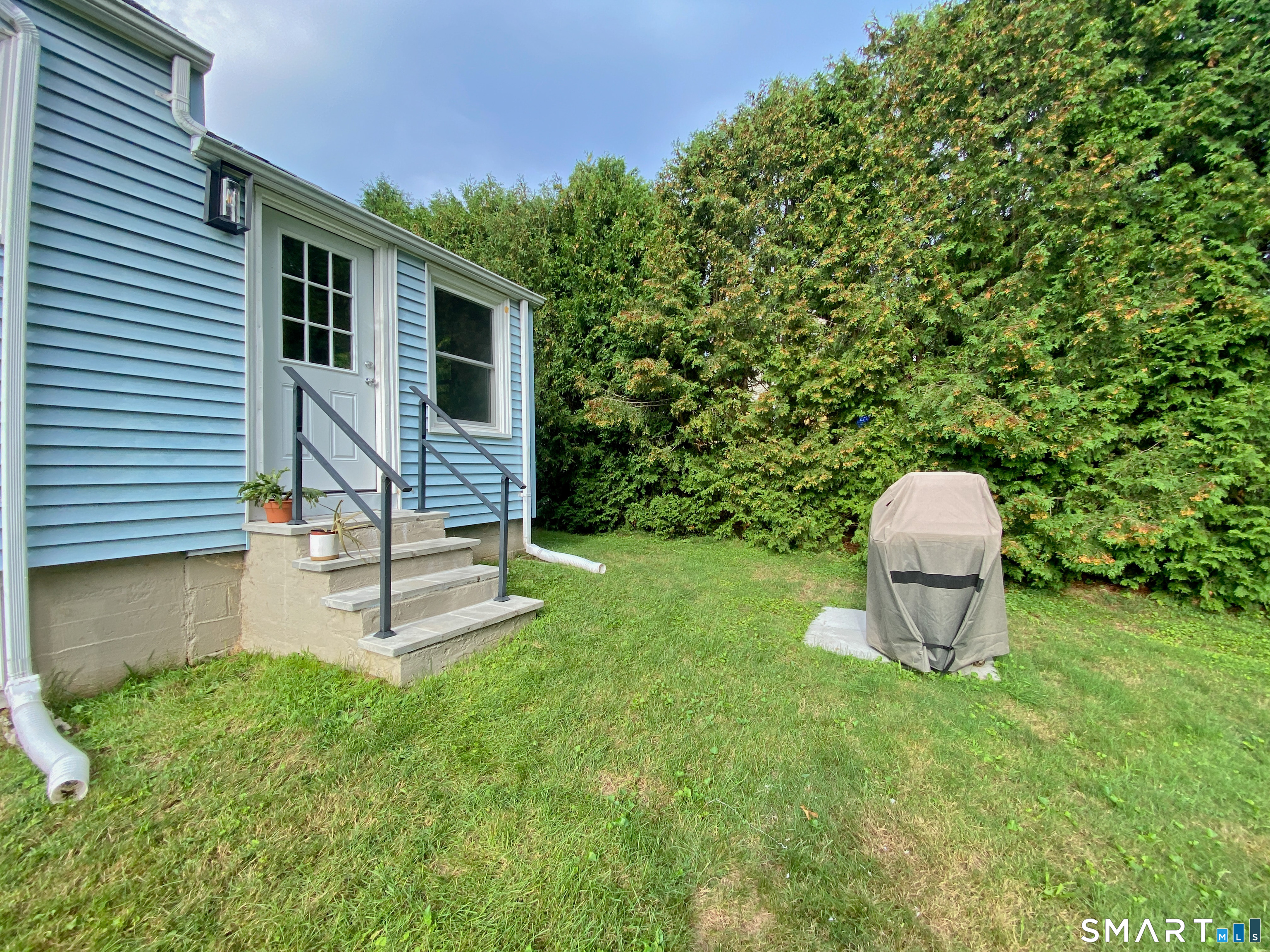 11 Esther Avenue photo 31