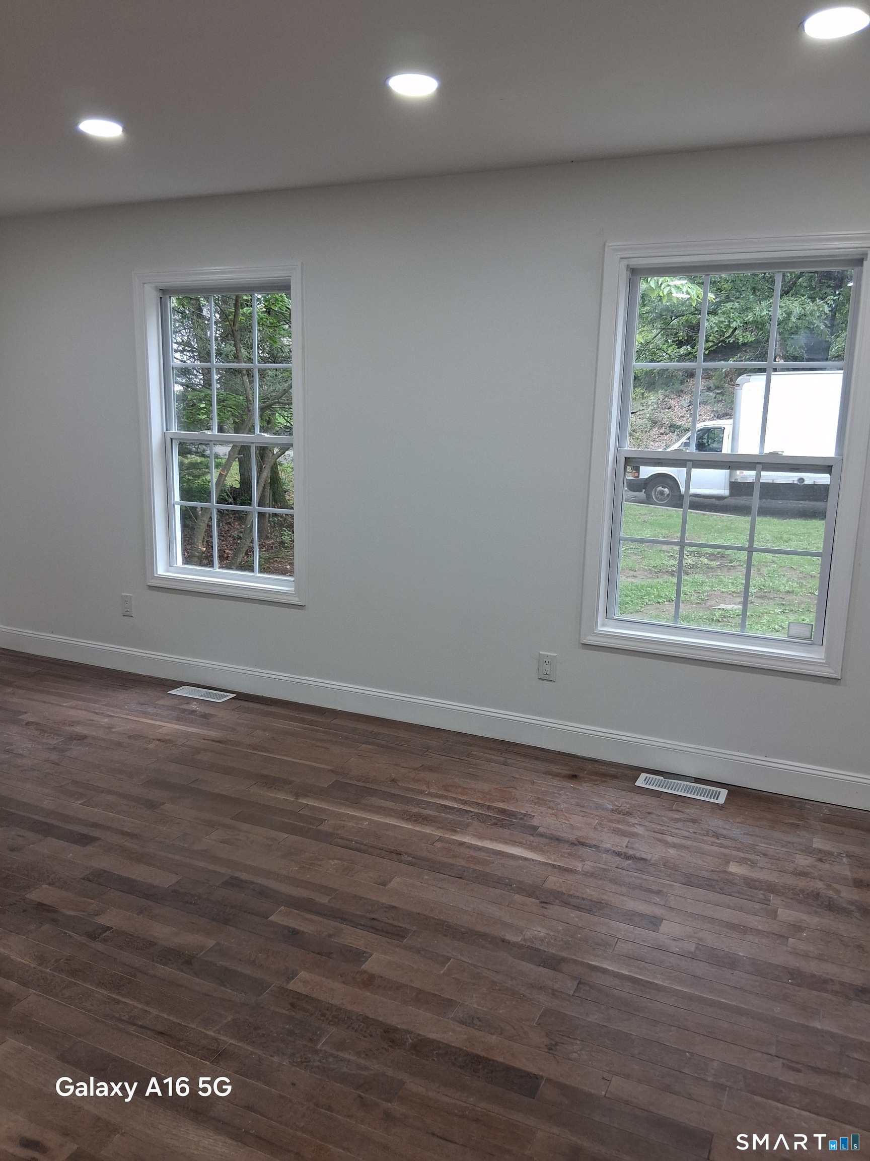39th image of 11 Priscilla Rd, West Haven, CT 06516 | MLS# 24160247