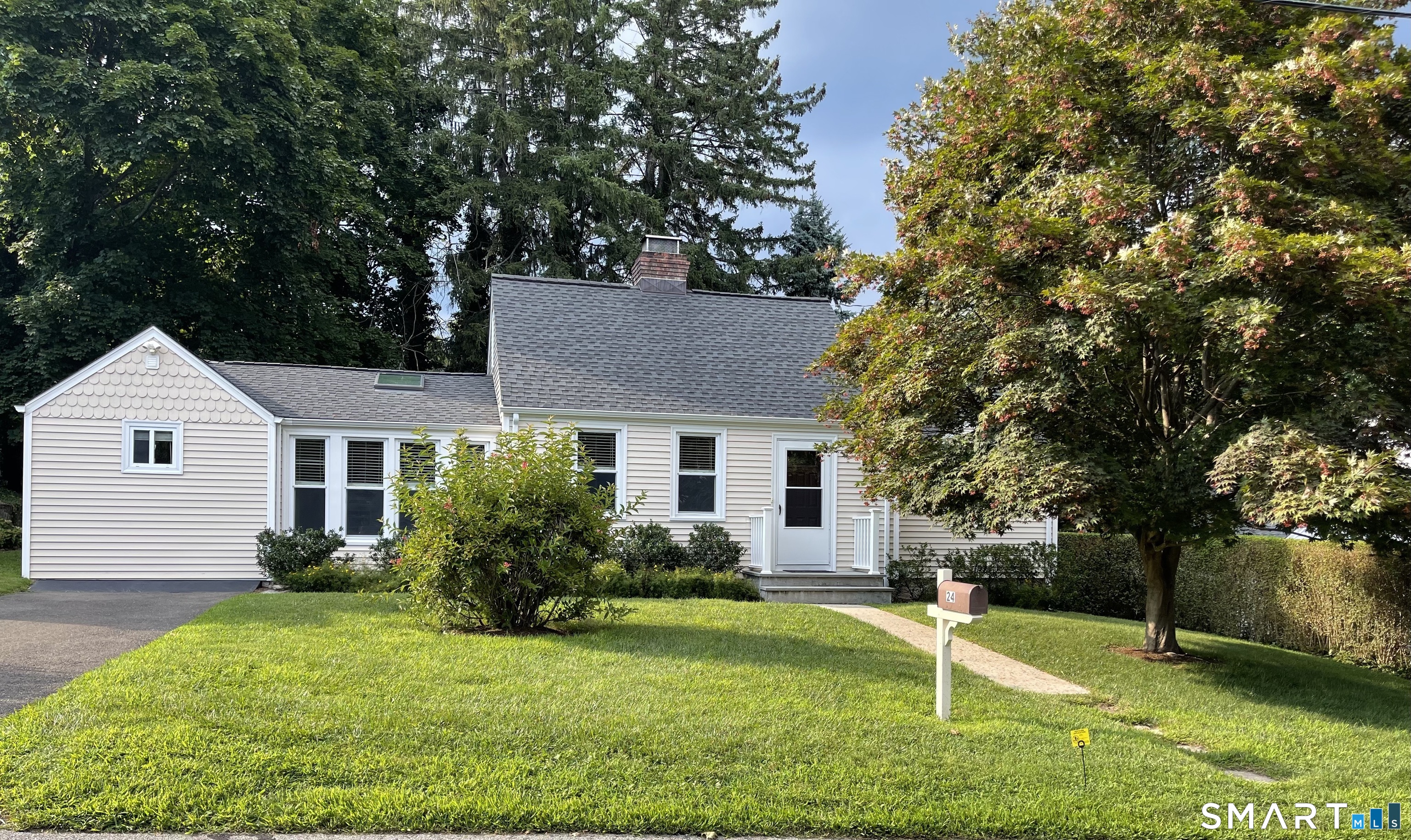 New Canaan, Connecticut photo 1