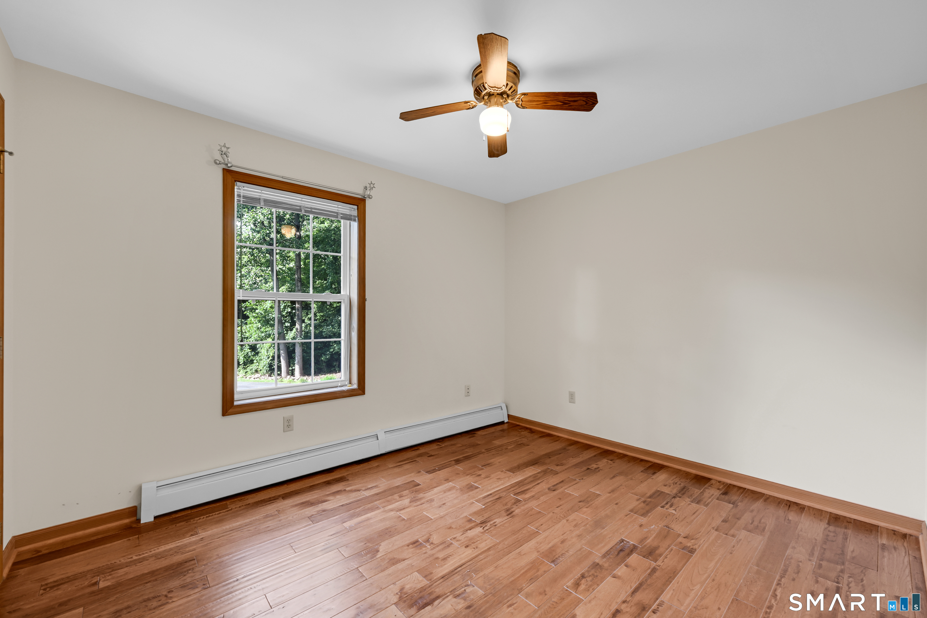463 Burton Road photo 14