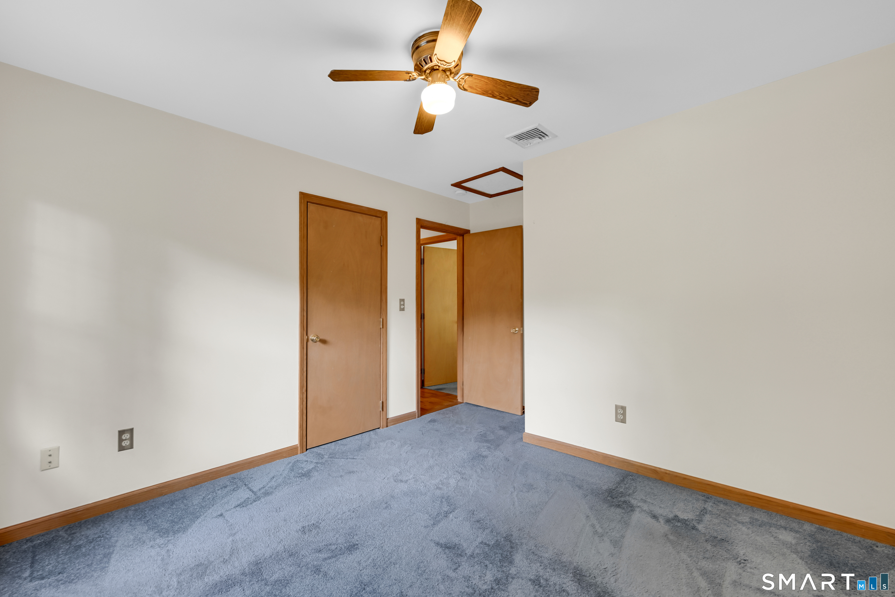 463 Burton Road photo 17