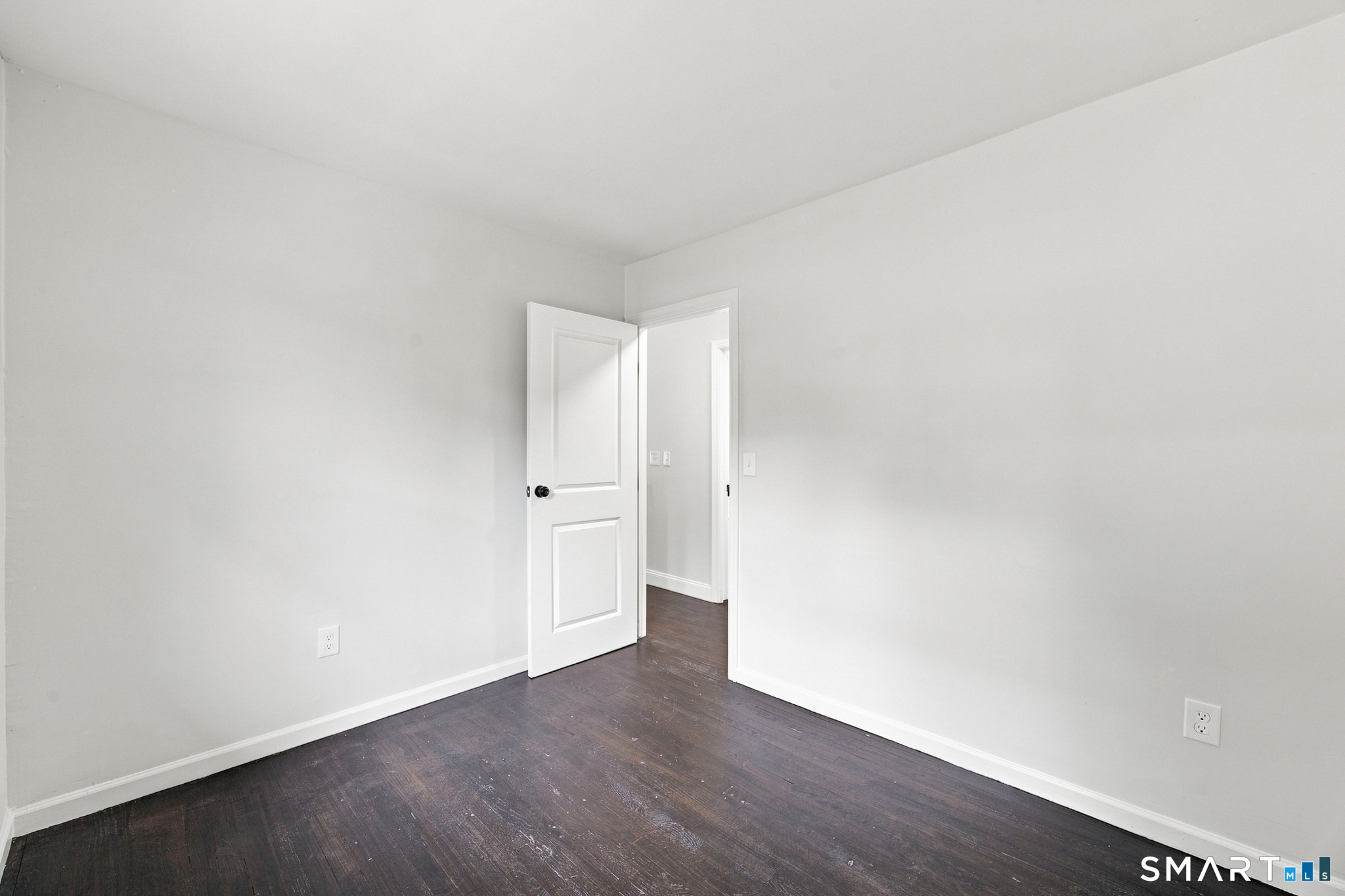 75 Longwood Drive photo 13