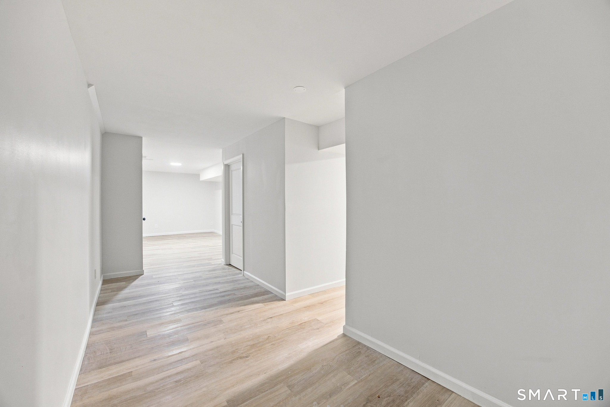 75 Longwood Drive photo 28