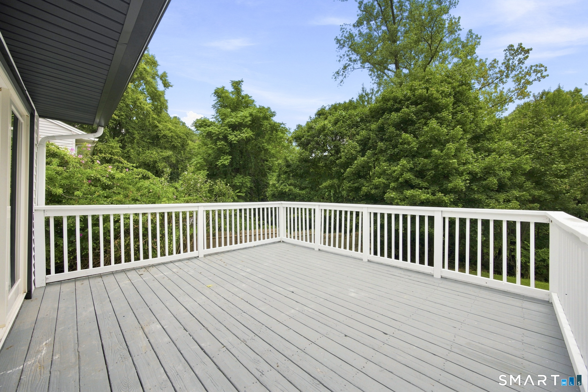 75 Longwood Drive photo 33
