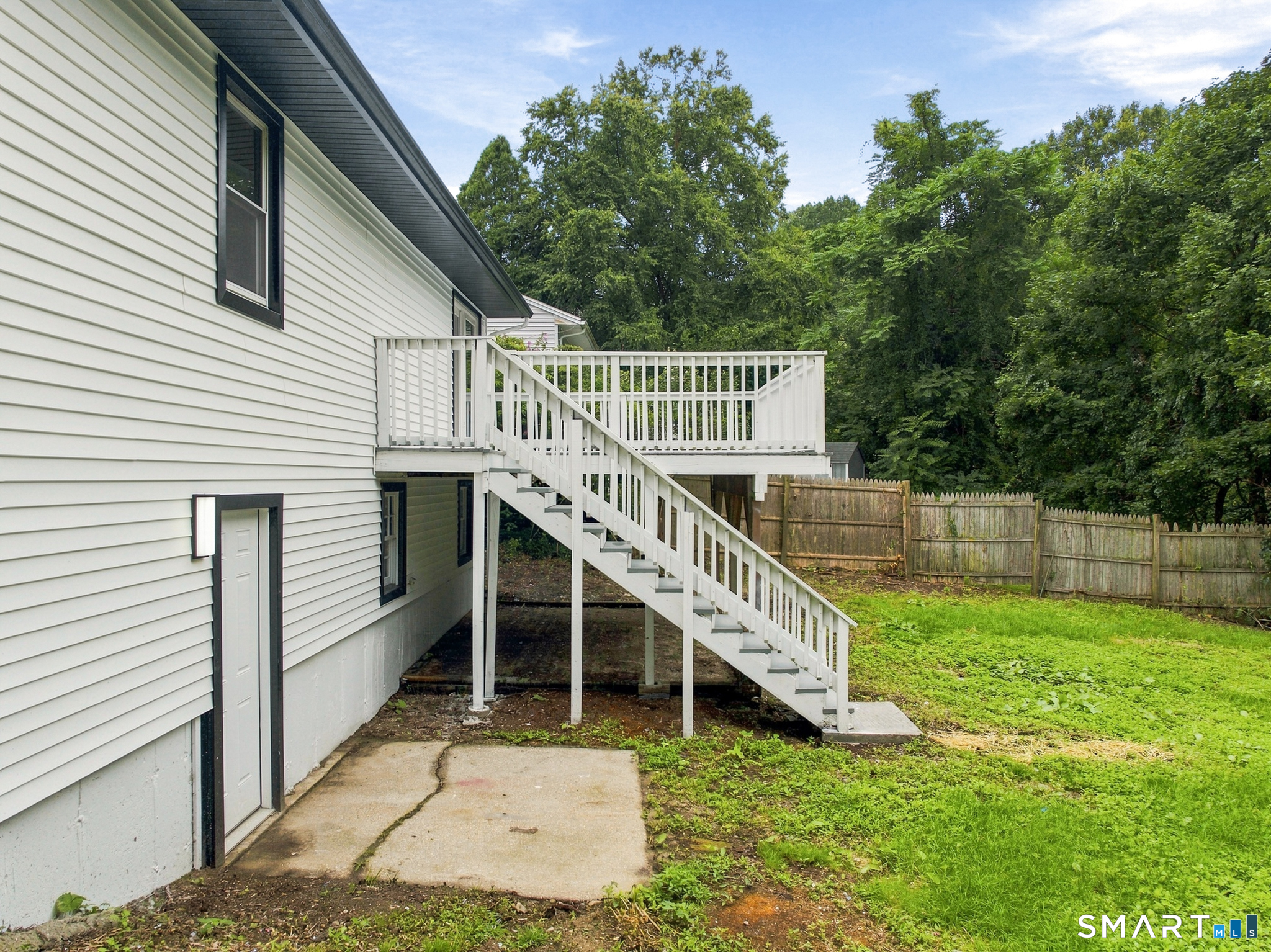 75 Longwood Drive photo 34