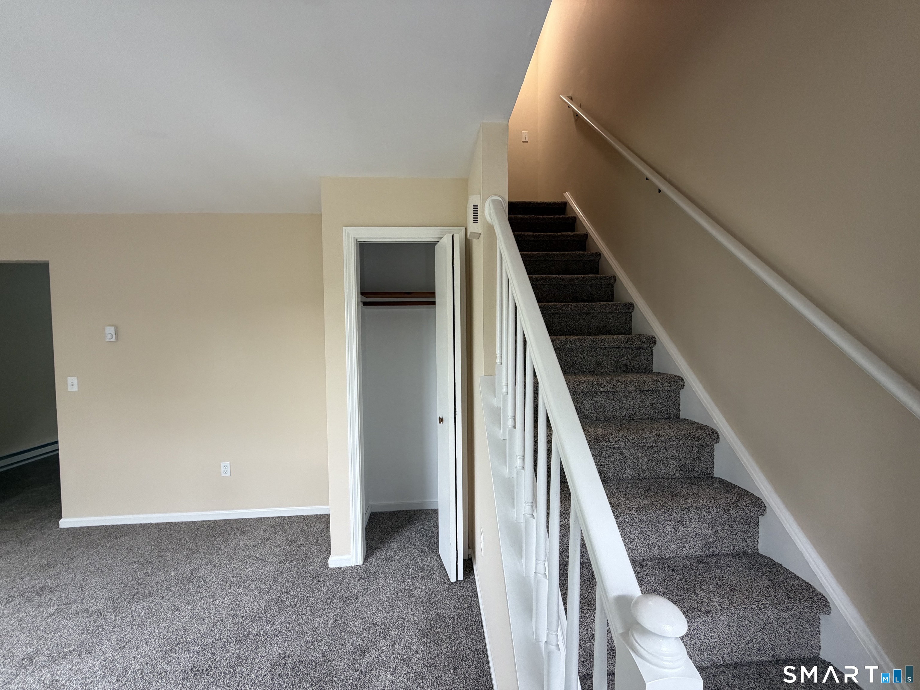 140 New Haven Avenue Unit #A photo 4