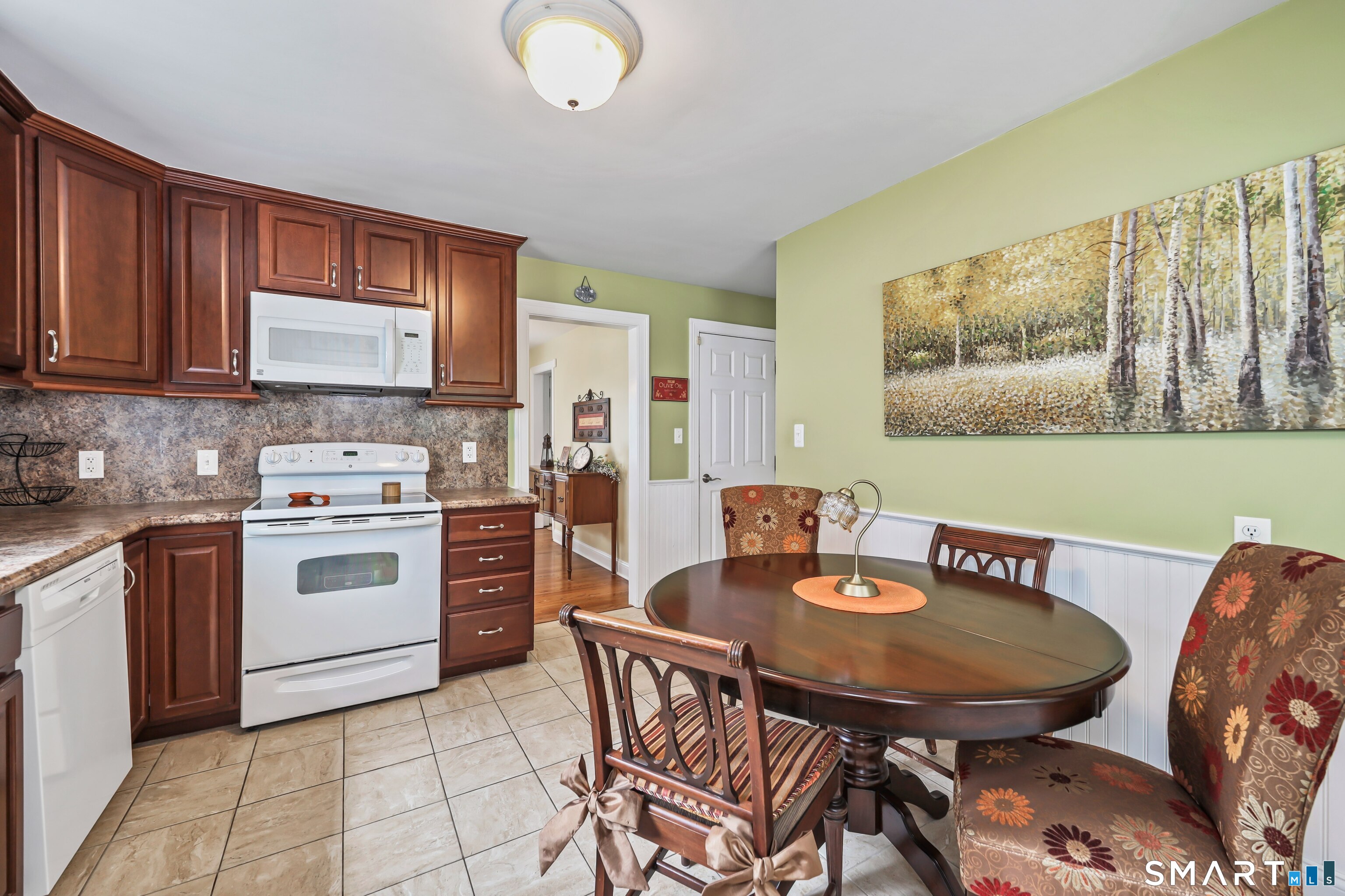 169 Circuit Avenue photo 11