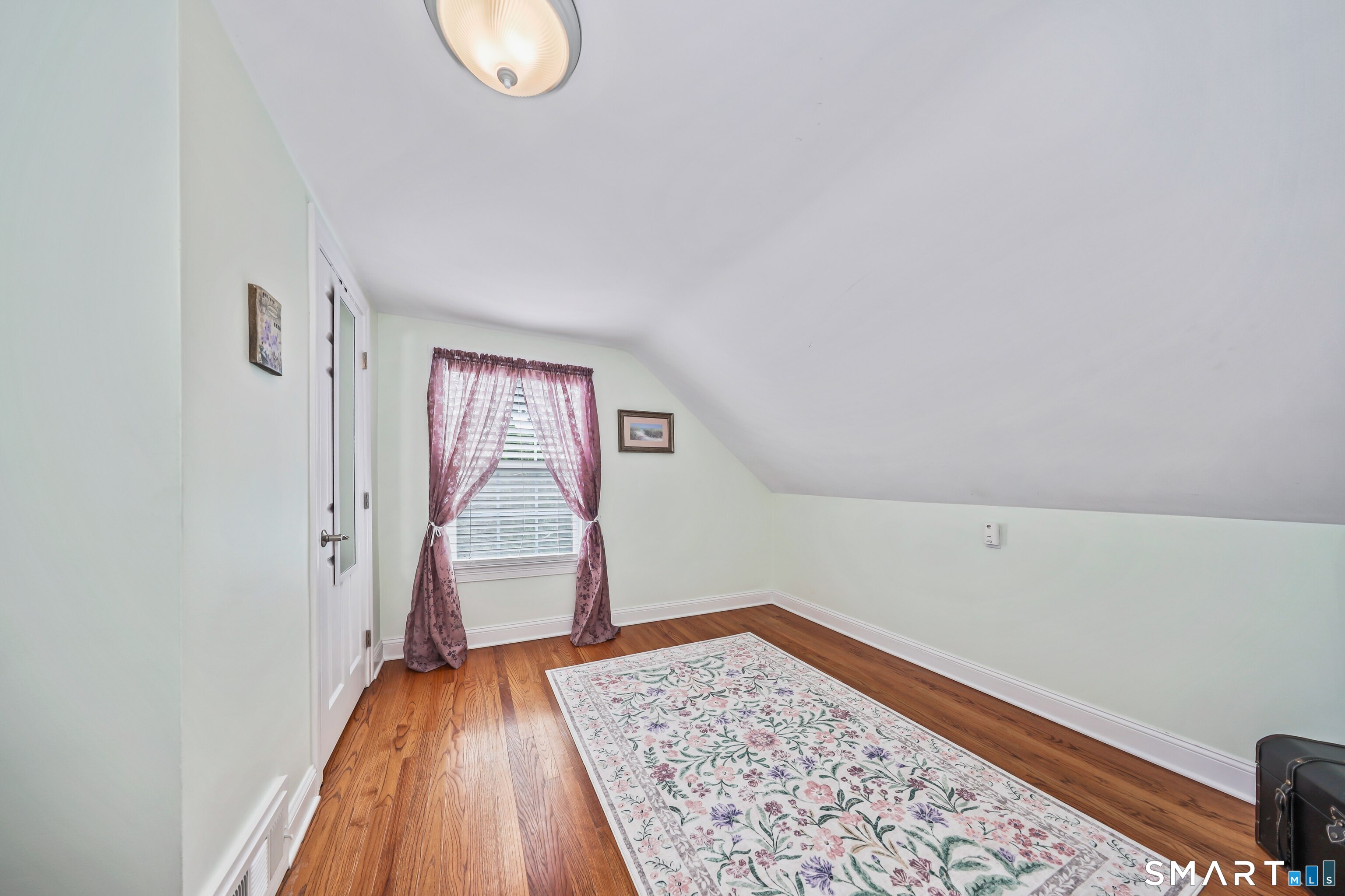 169 Circuit Avenue photo 19