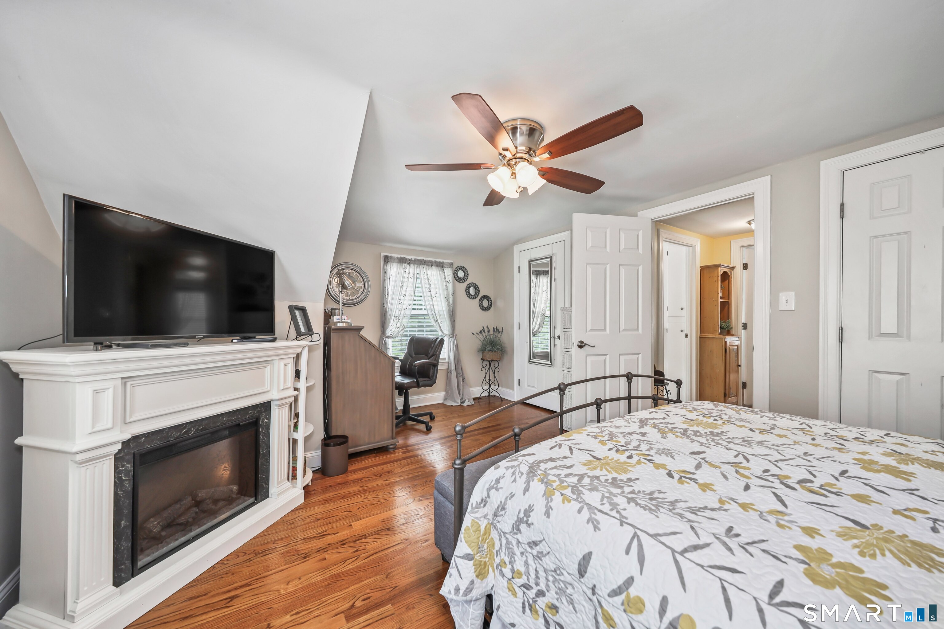169 Circuit Avenue photo 22