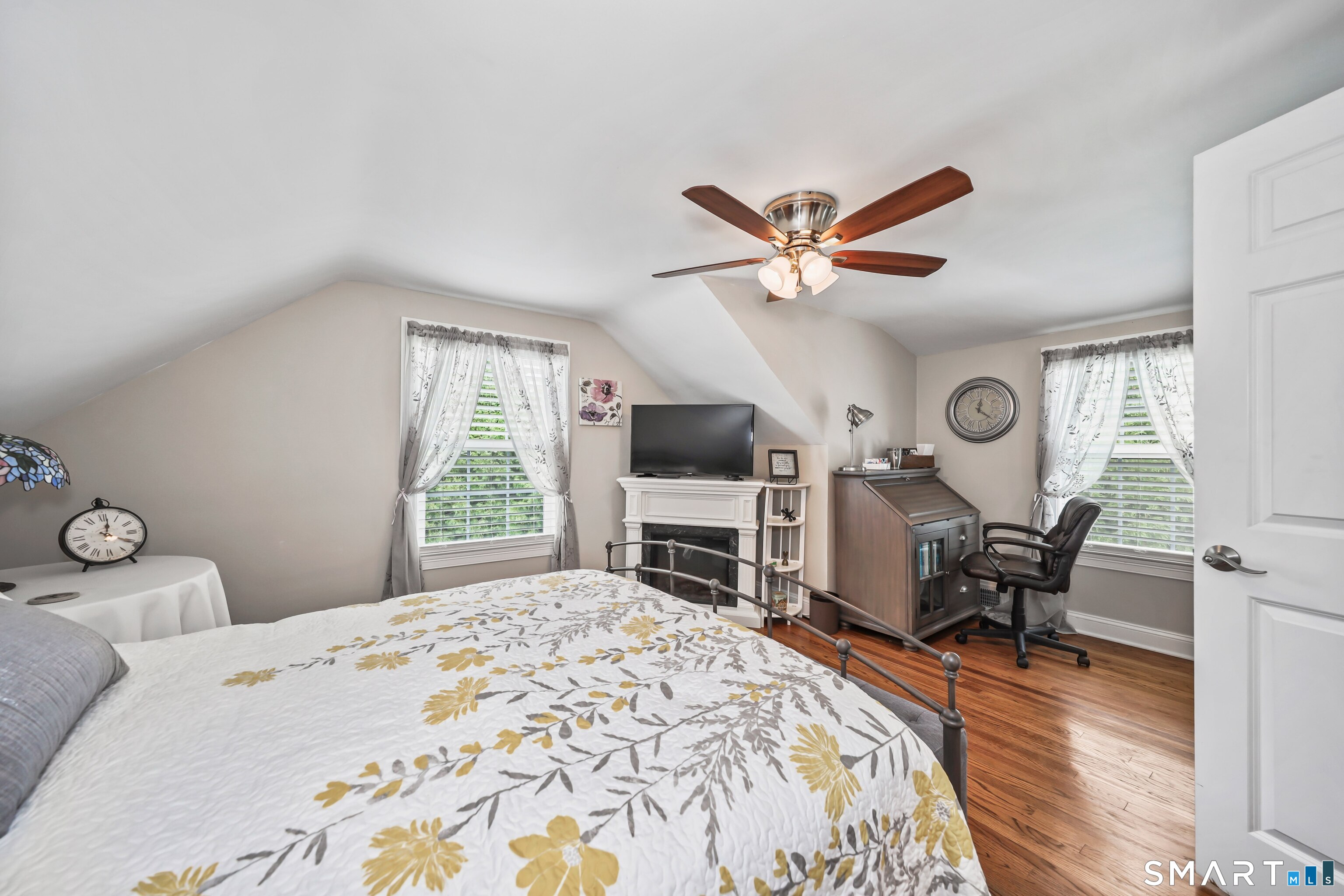 169 Circuit Avenue photo 23