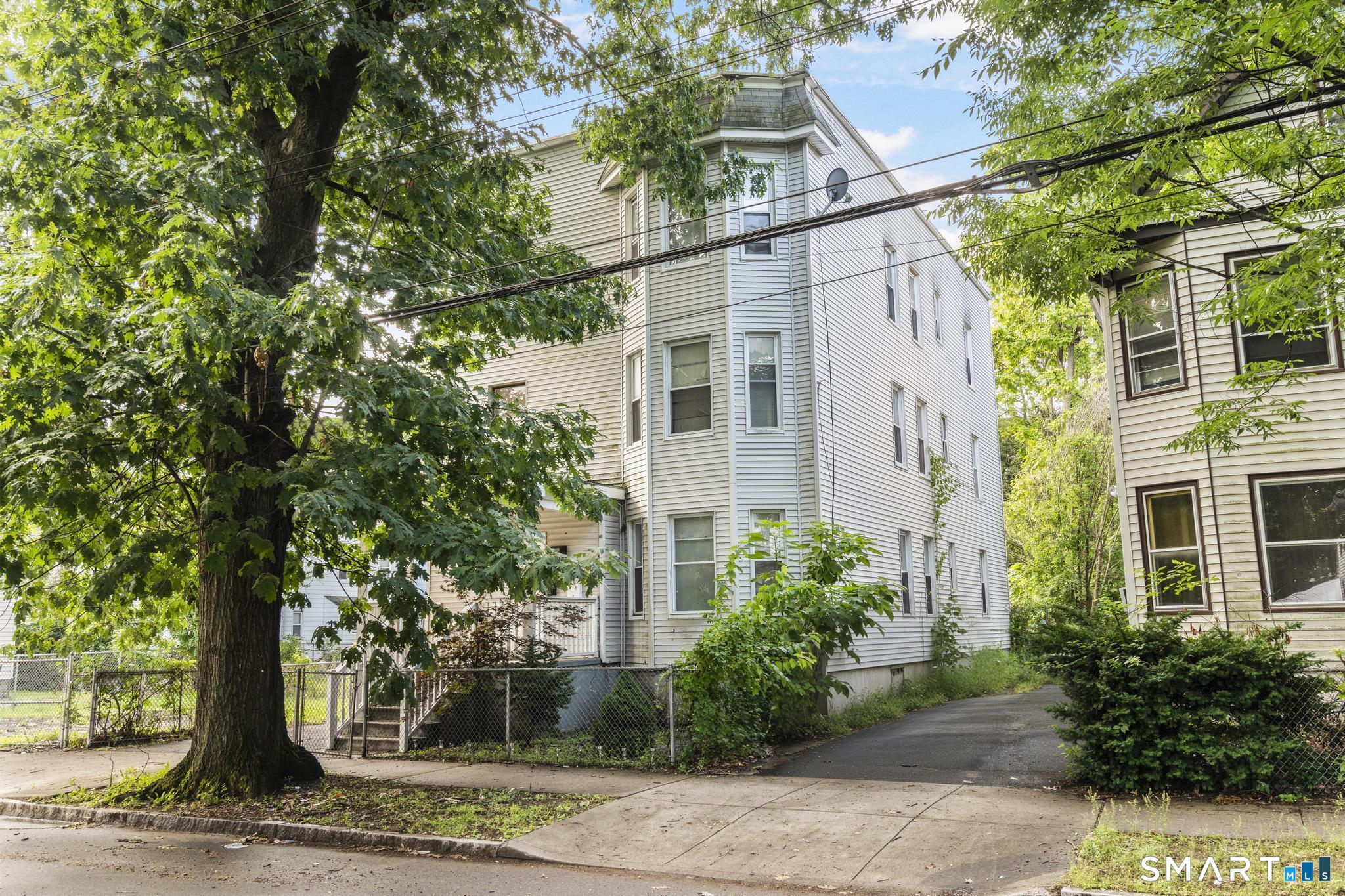 14 Bassett Street