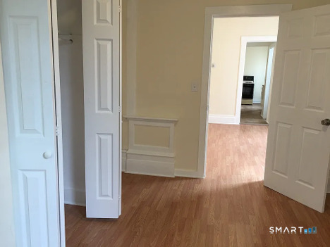14 Bassett Street photo 18