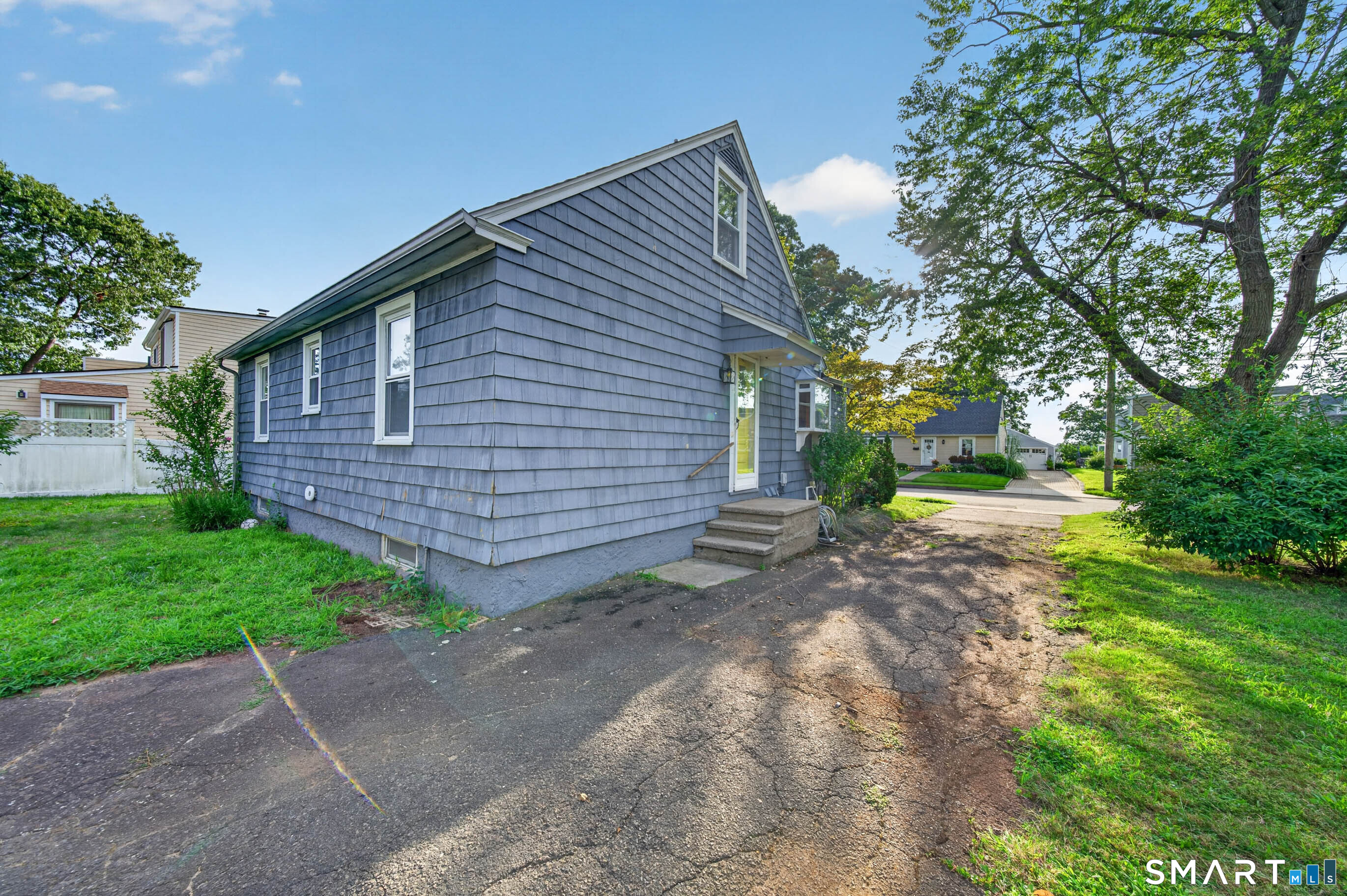 8 Sailors Lane photo 18