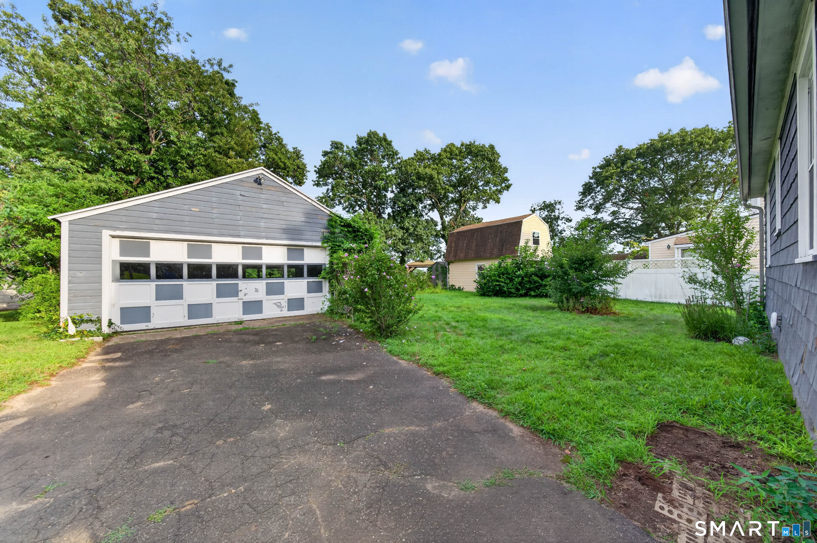 8 Sailors Lane photo 17