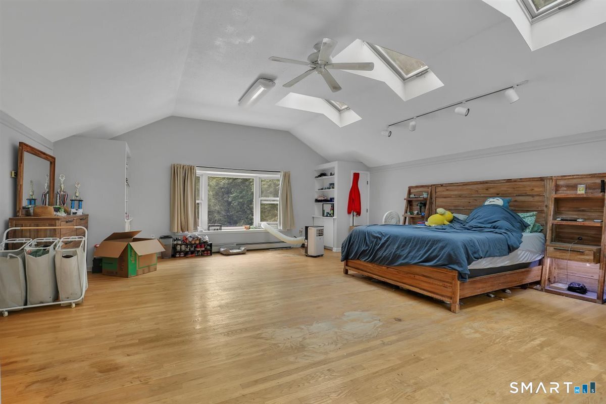 629 Shenipsit Lake Road photo 17