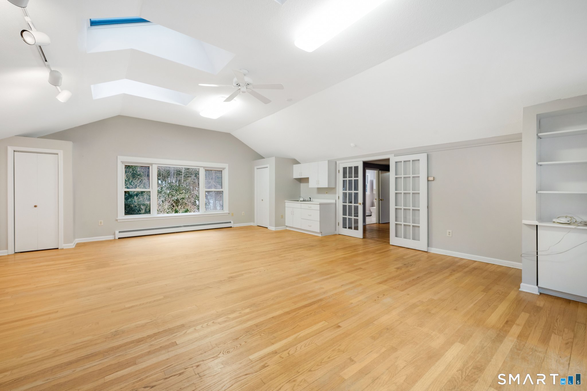 629 Shenipsit Lake Road photo 20