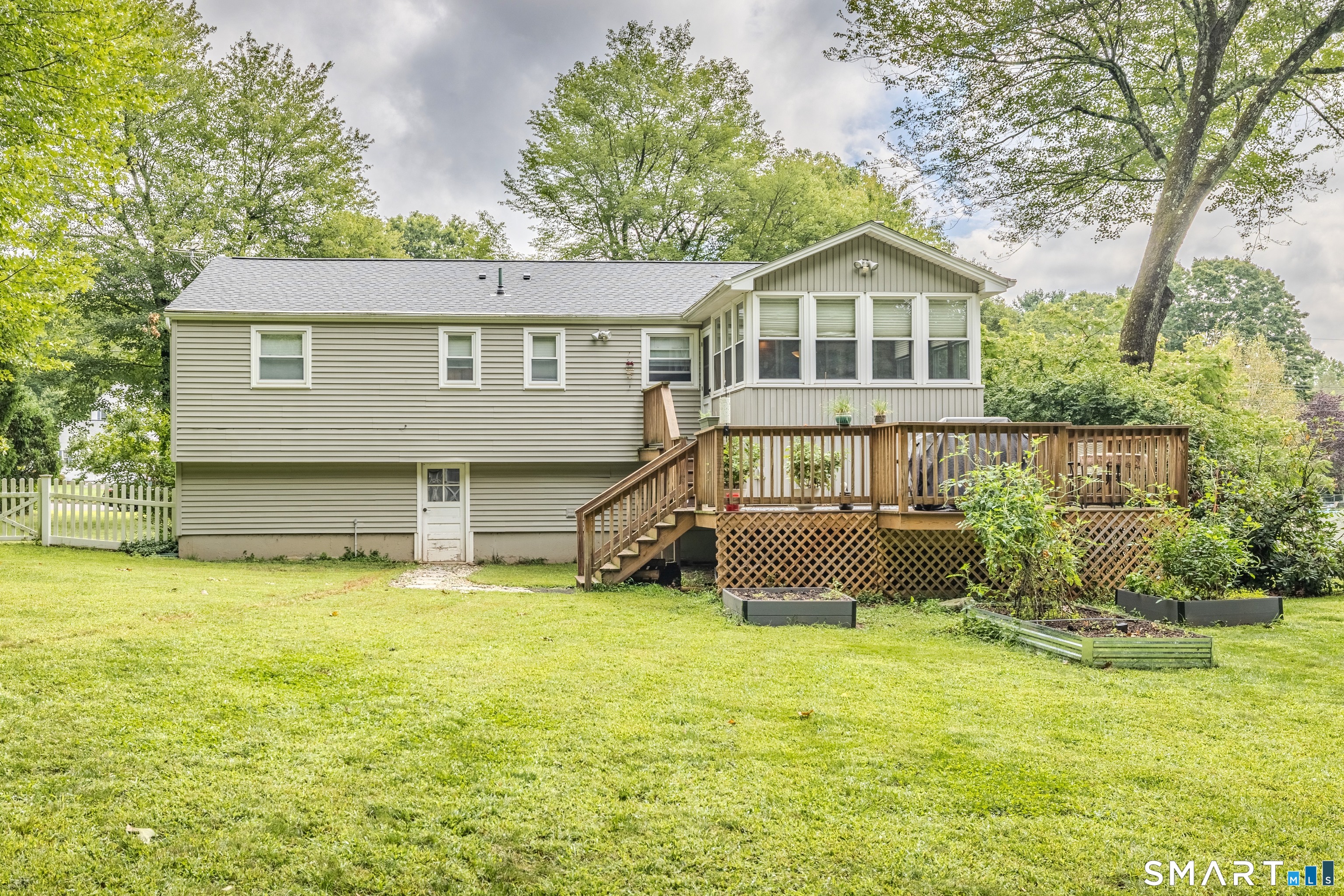 21 Kanter Drive photo 31