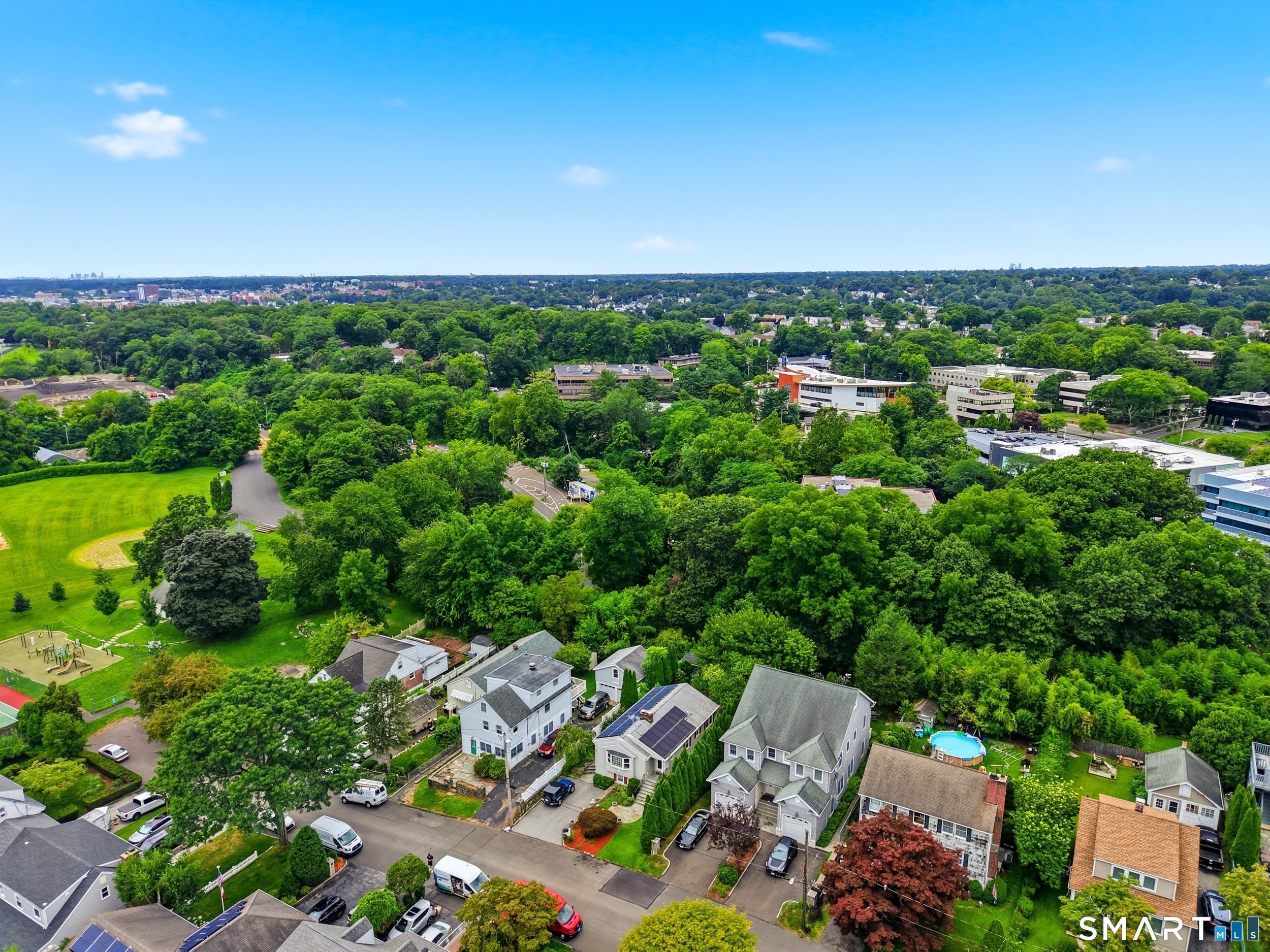 22 Lyon Avenue photo 27
