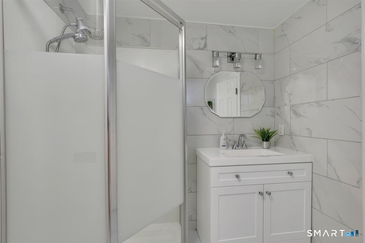 38 Webster Street photo 25