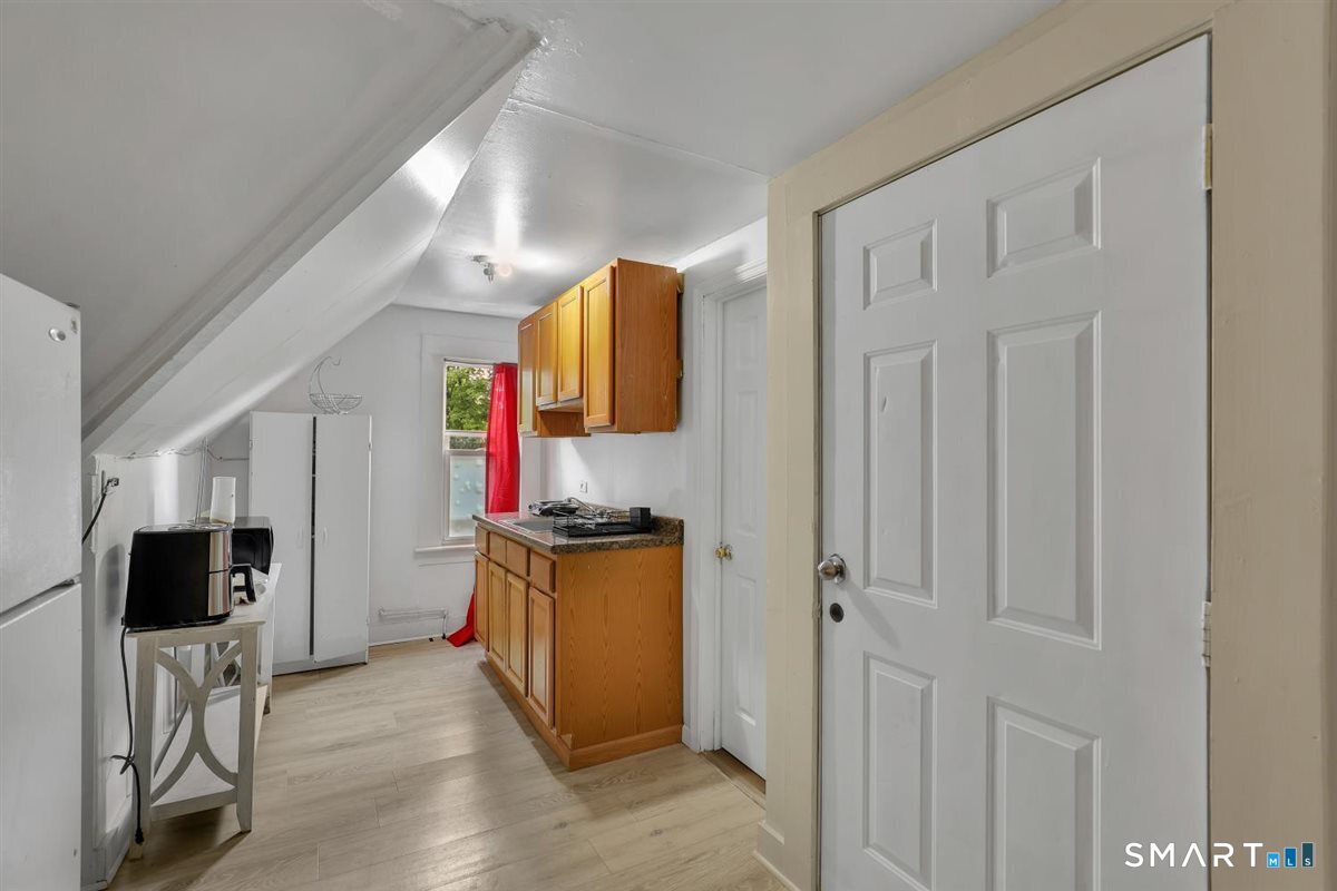 38 Webster Street photo 32