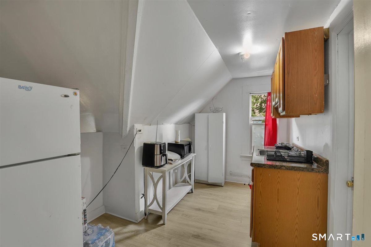 38 Webster Street photo 33
