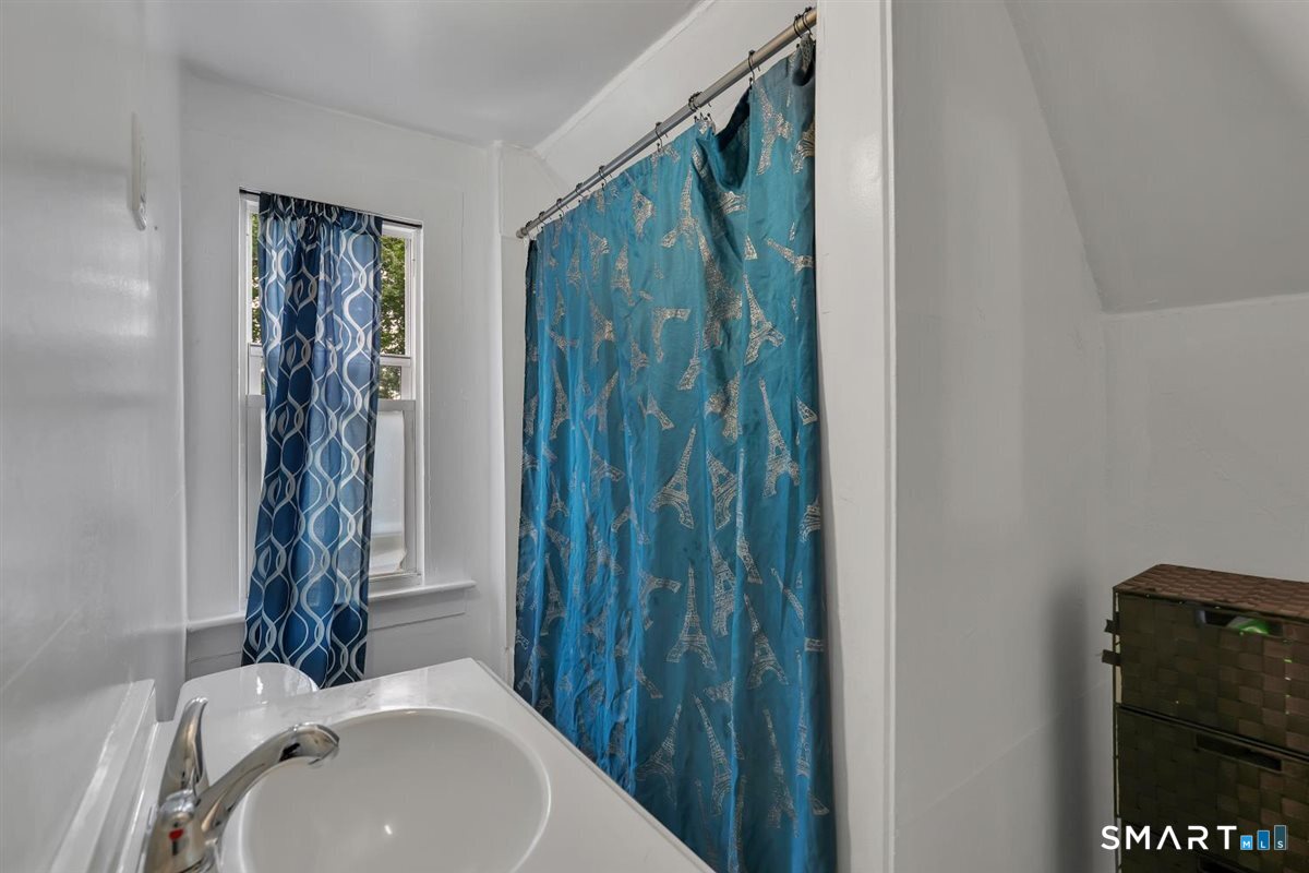 38 Webster Street photo 35