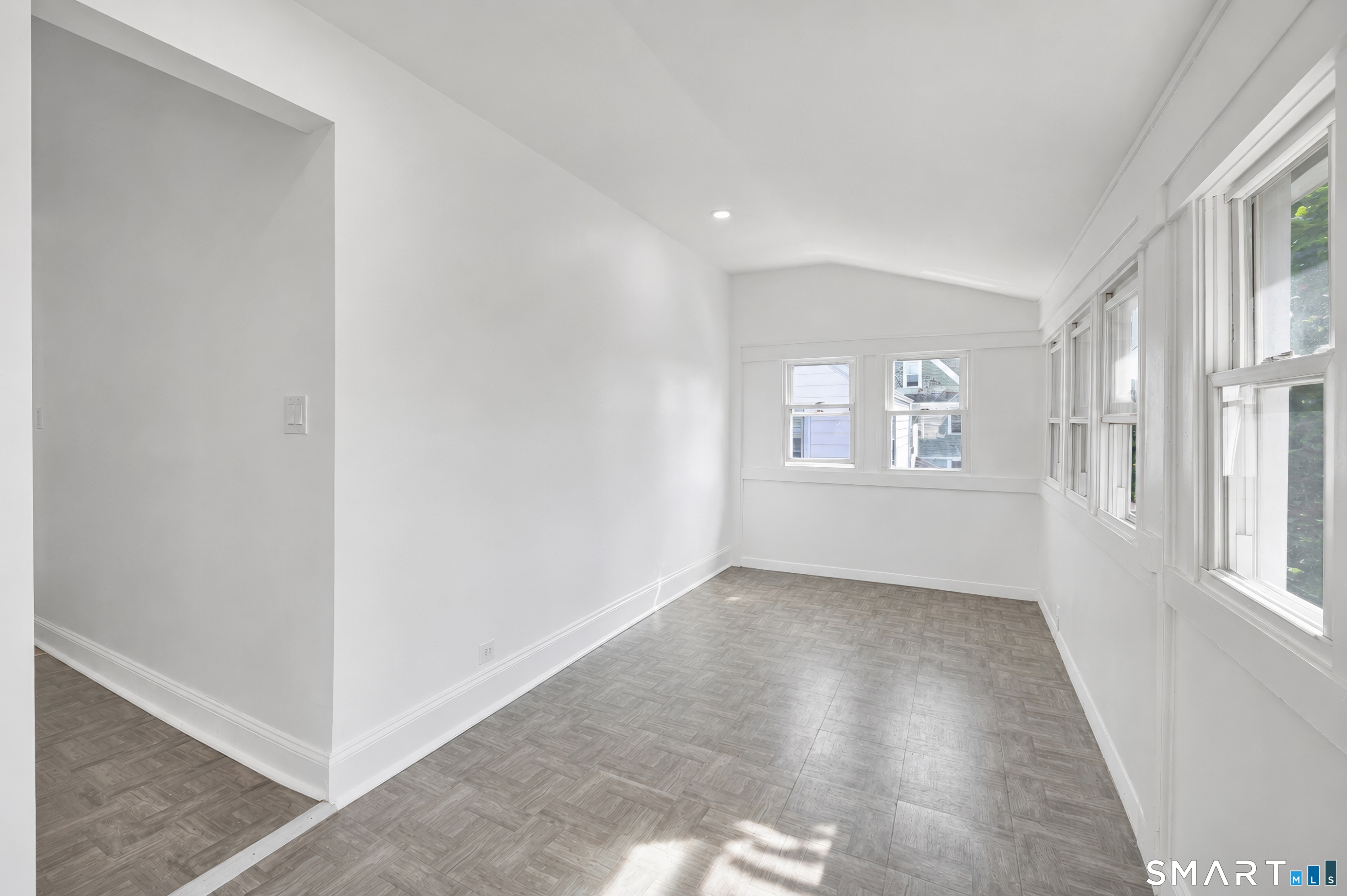 157 Fairview Avenue photo 30