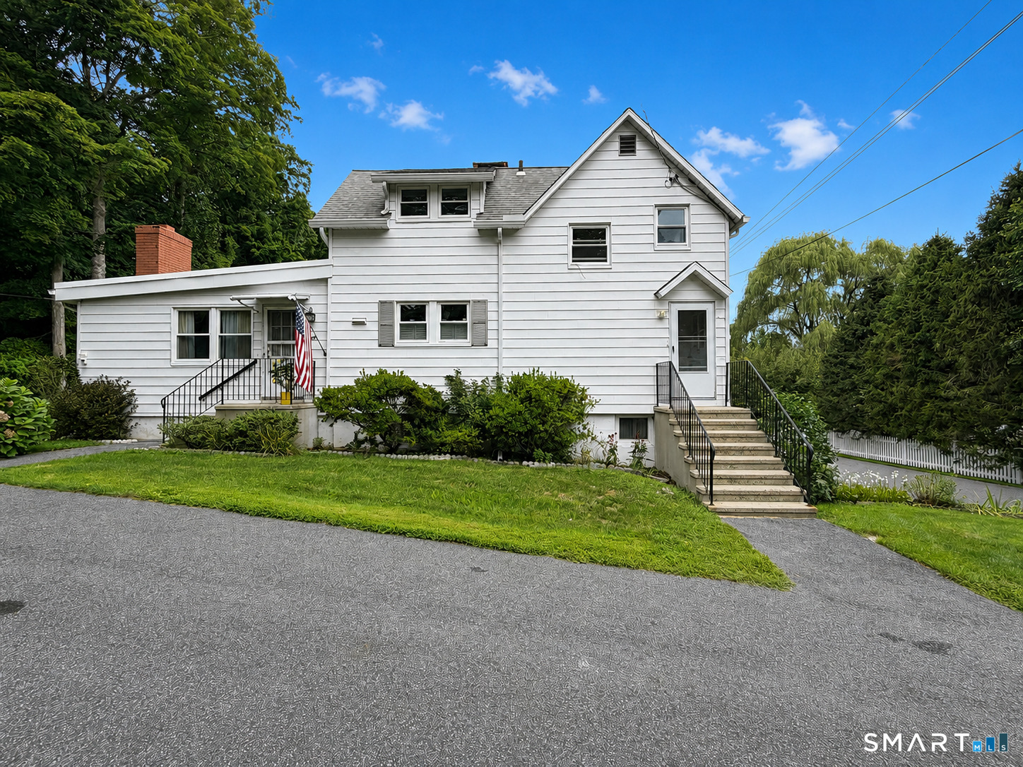 172 Heritage Hill Road, New Canaan, Connecticut photo 1