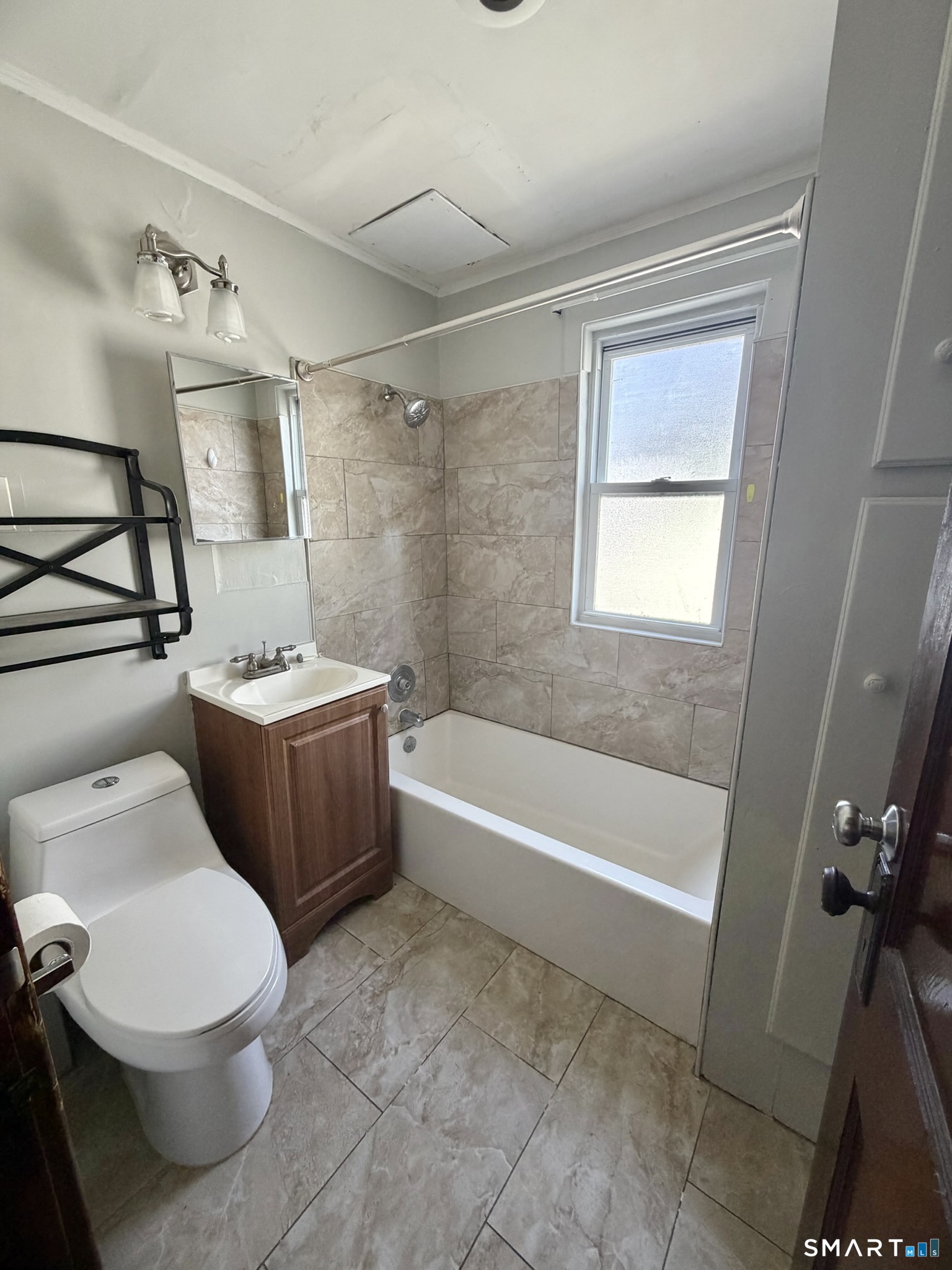 25 Arnold Street Unit #2 photo 7
