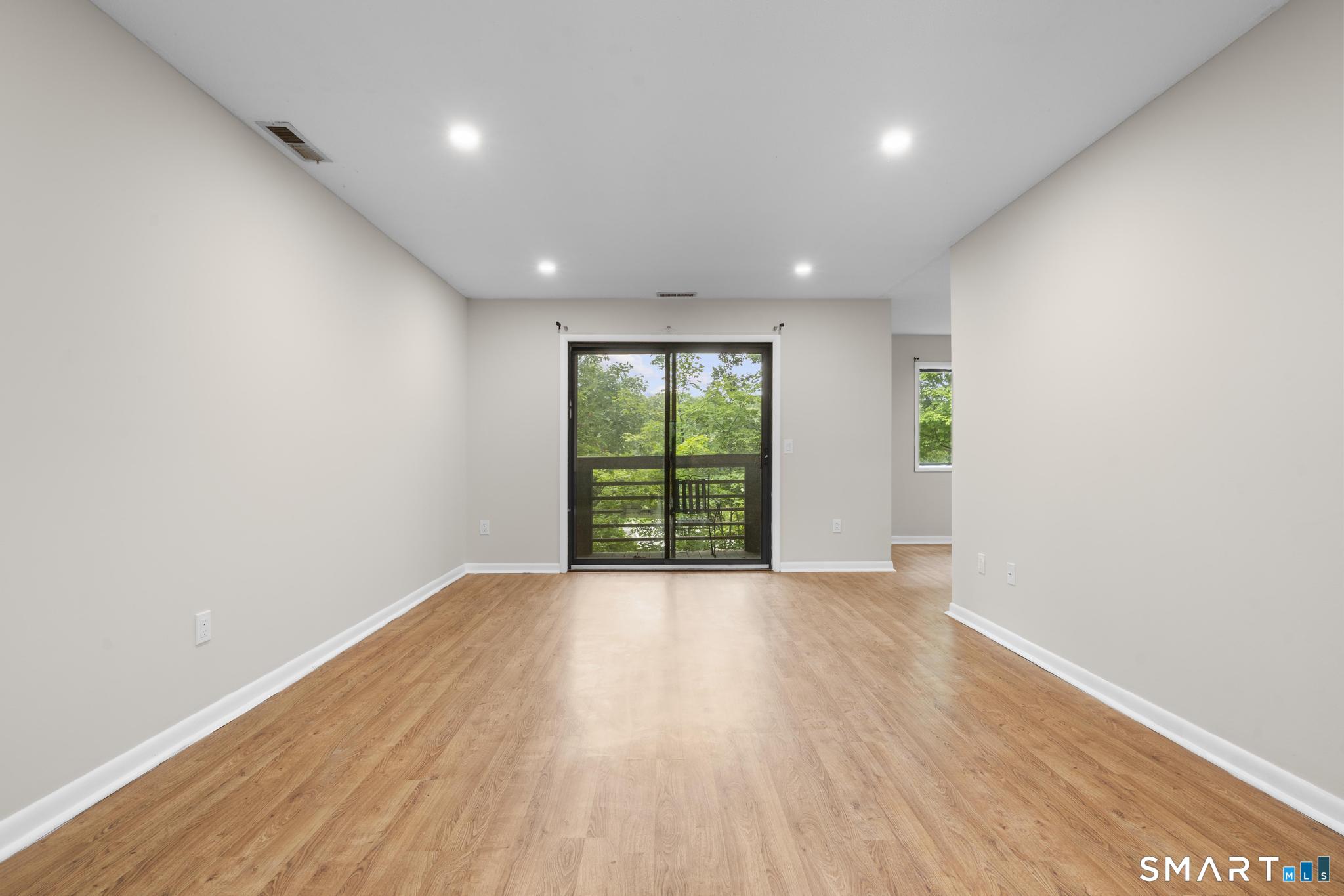 166 Old Brookfield Road Unit #26D4 photo 11