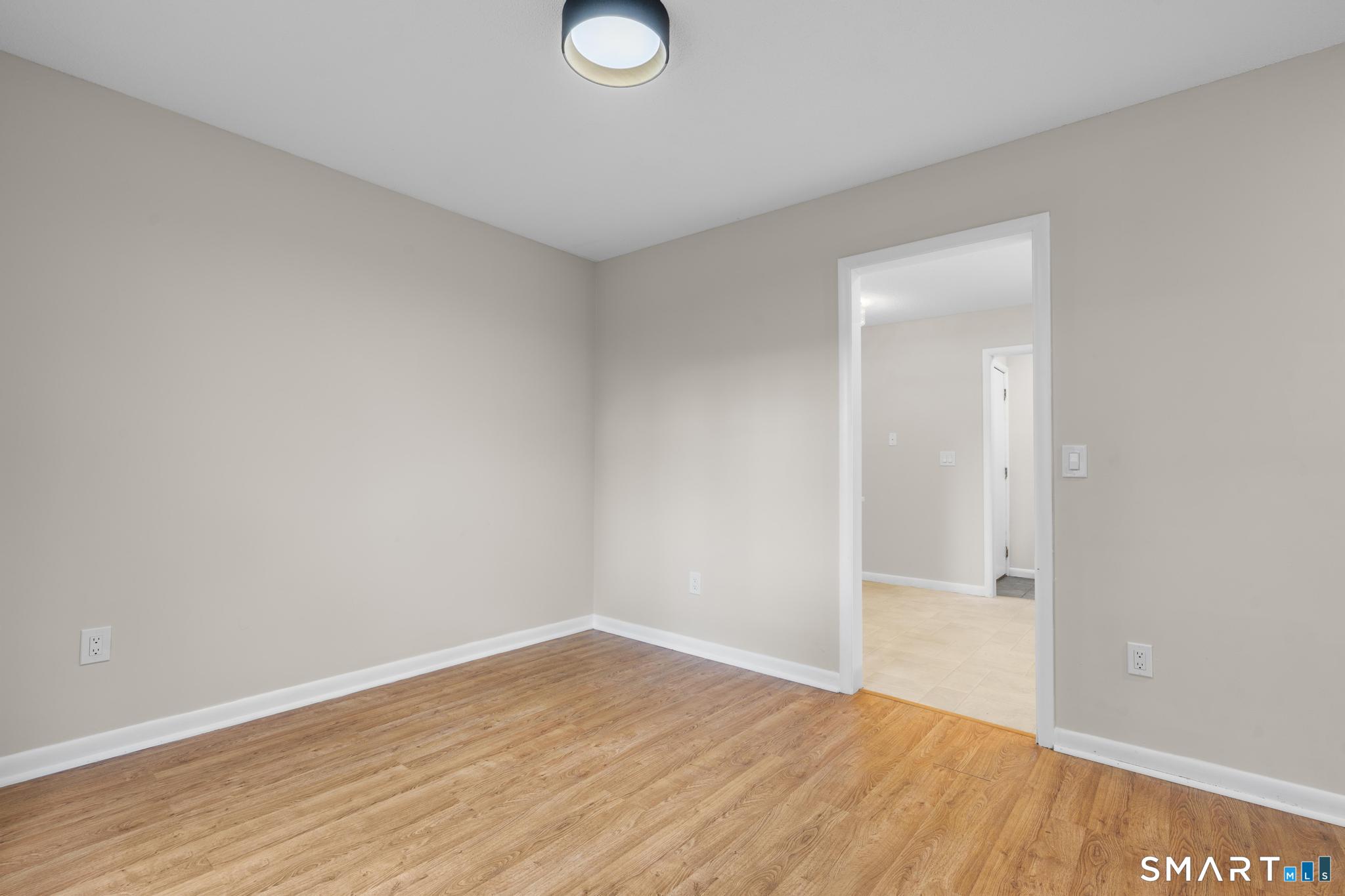 166 Old Brookfield Road Unit #26D4 photo 16