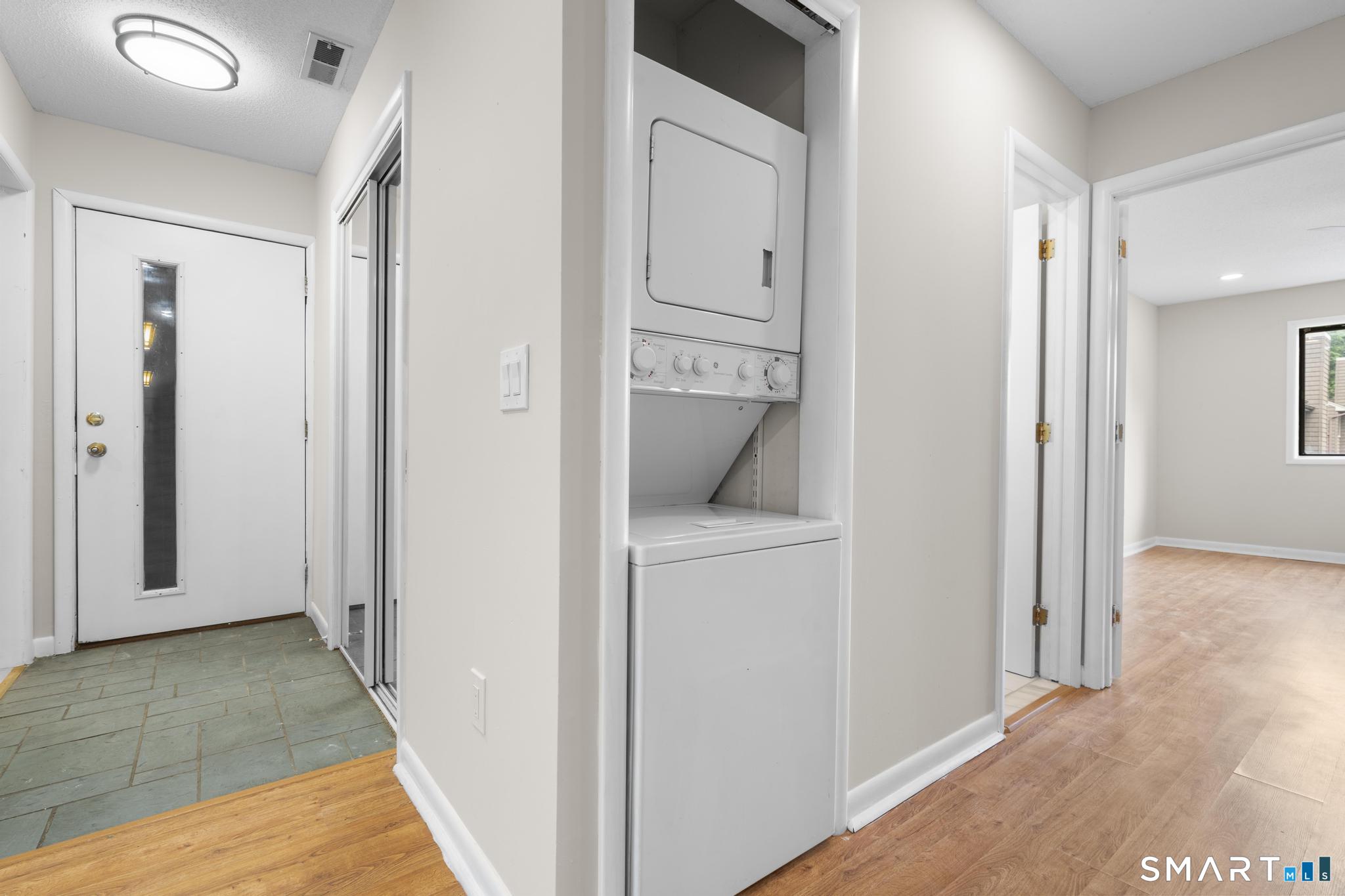 166 Old Brookfield Road Unit #26D4 photo 19