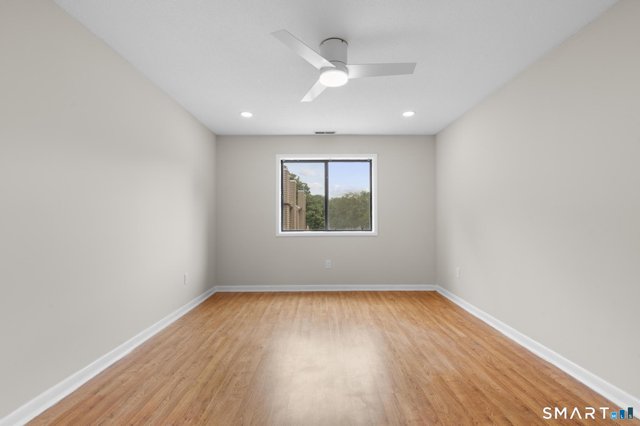 166 Old Brookfield Road Unit #26D4 photo 24