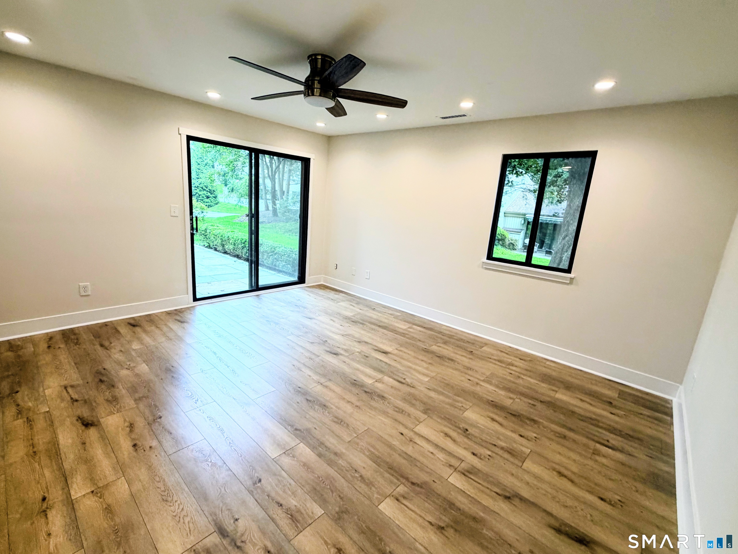 397 Heritage Village Unit #B photo 7