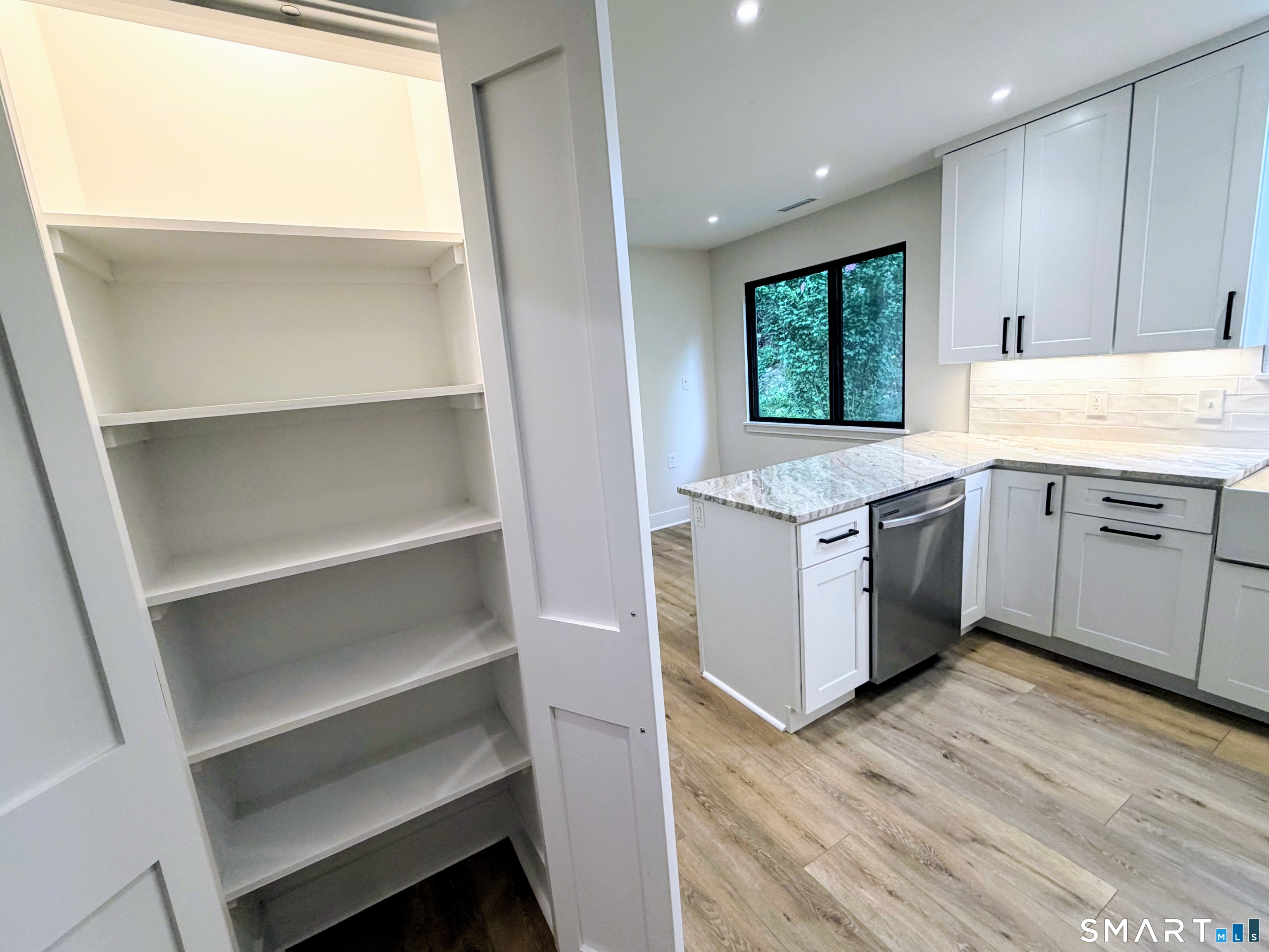 397 Heritage Village Unit #B photo 3