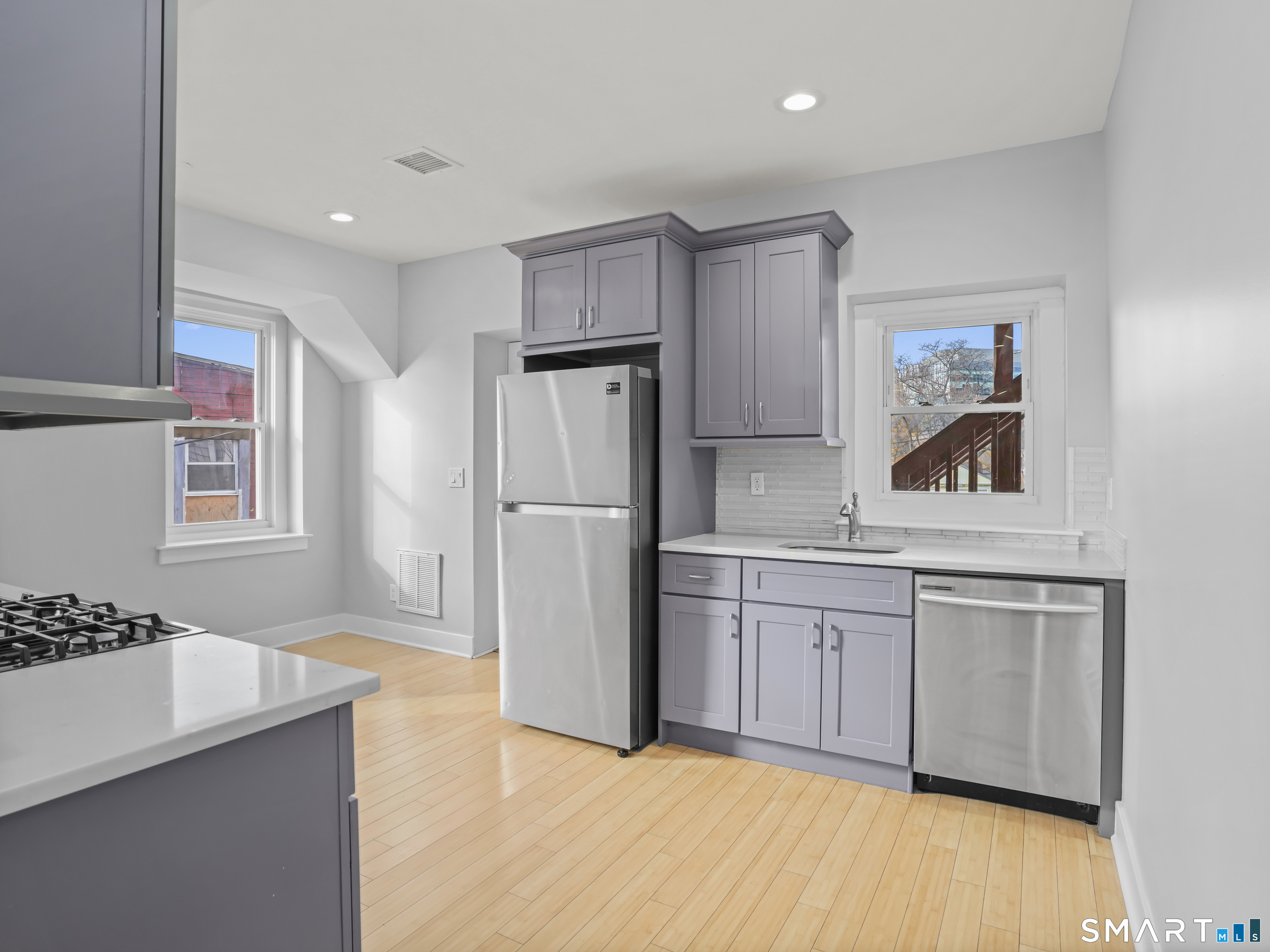775 Atlantic Street Unit #4L photo 3