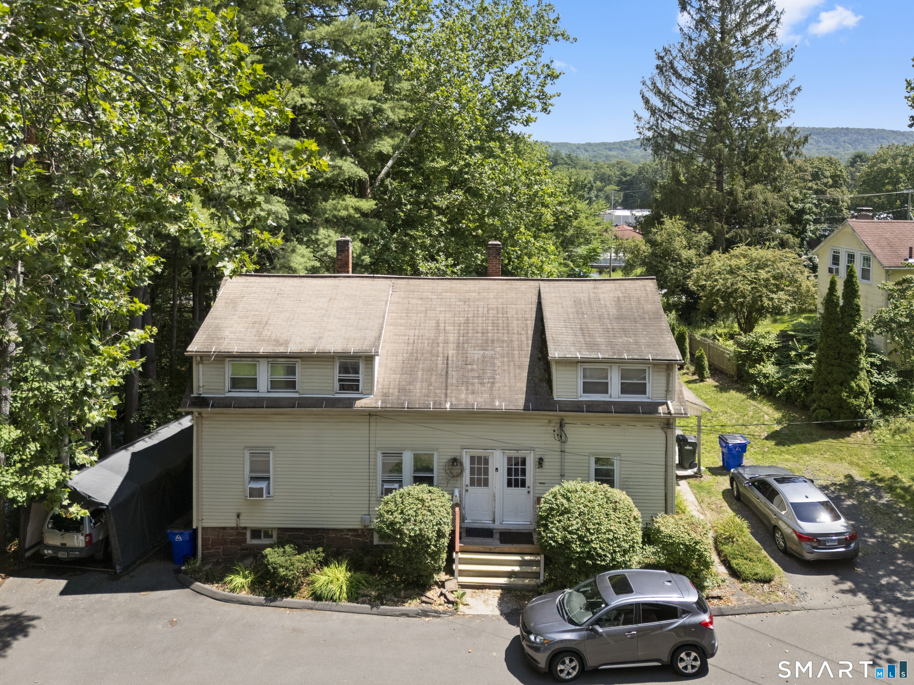 1st image of 22 24 Woodland St, Simsbury, CT 06070 | MLS# 24198047