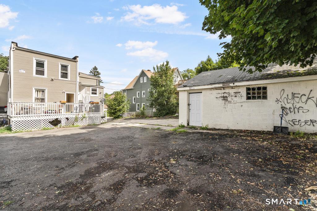 86 Adeline Street photo 10