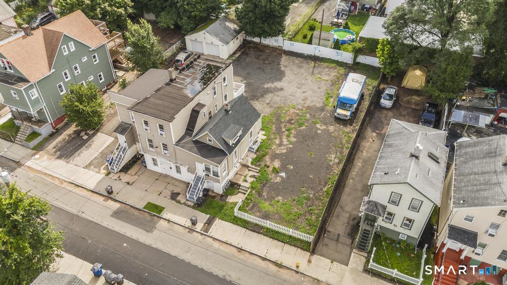90 Adeline Street photo 11
