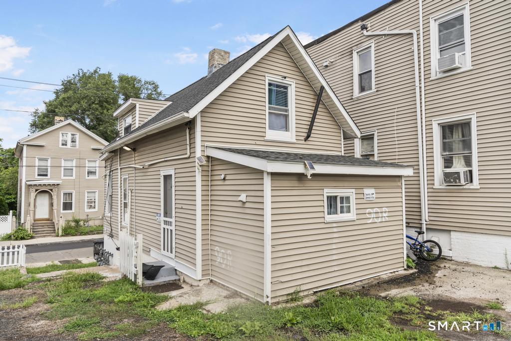 90 Adeline Street photo 13