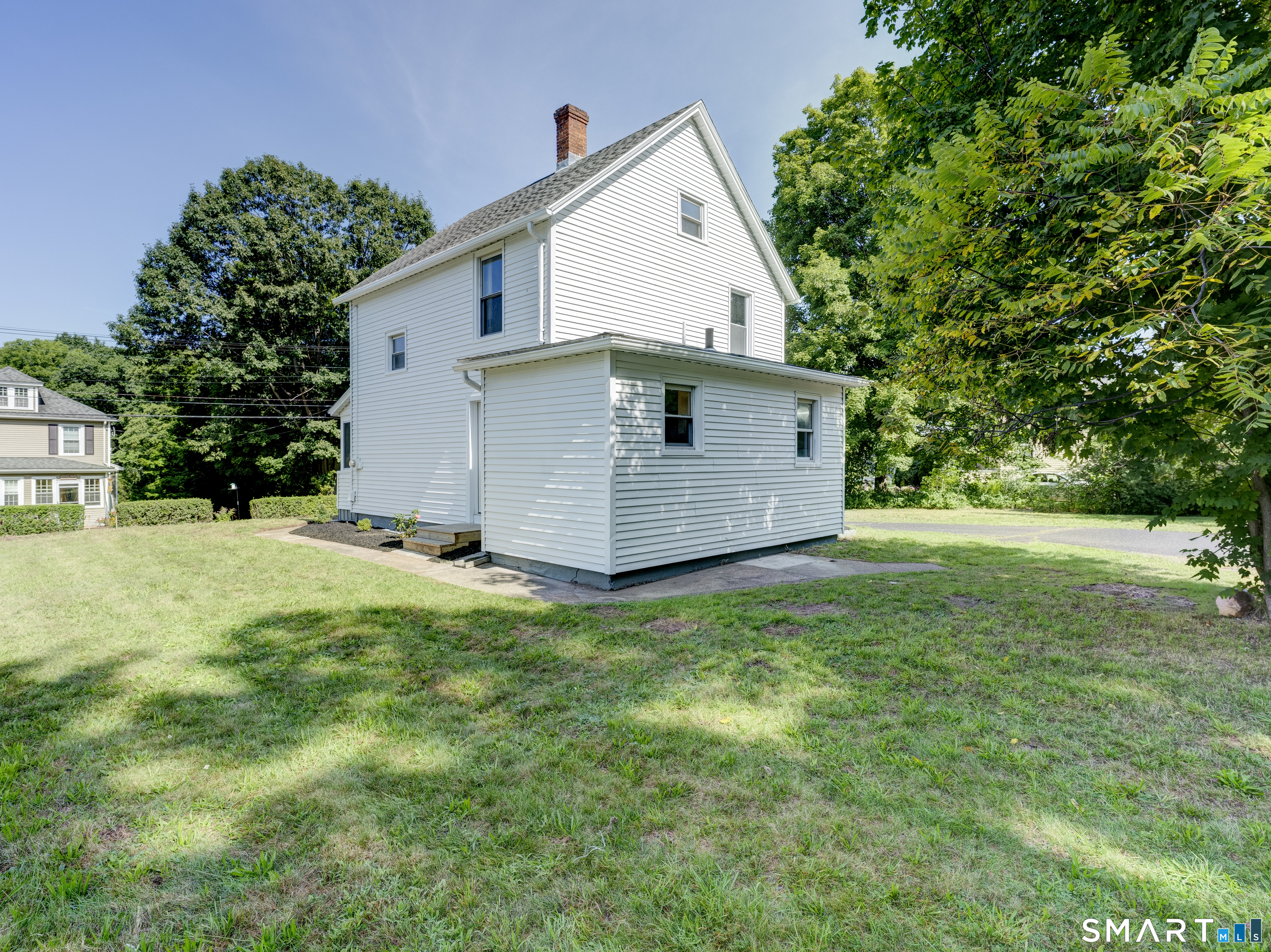 46 Middlefield Street photo 32