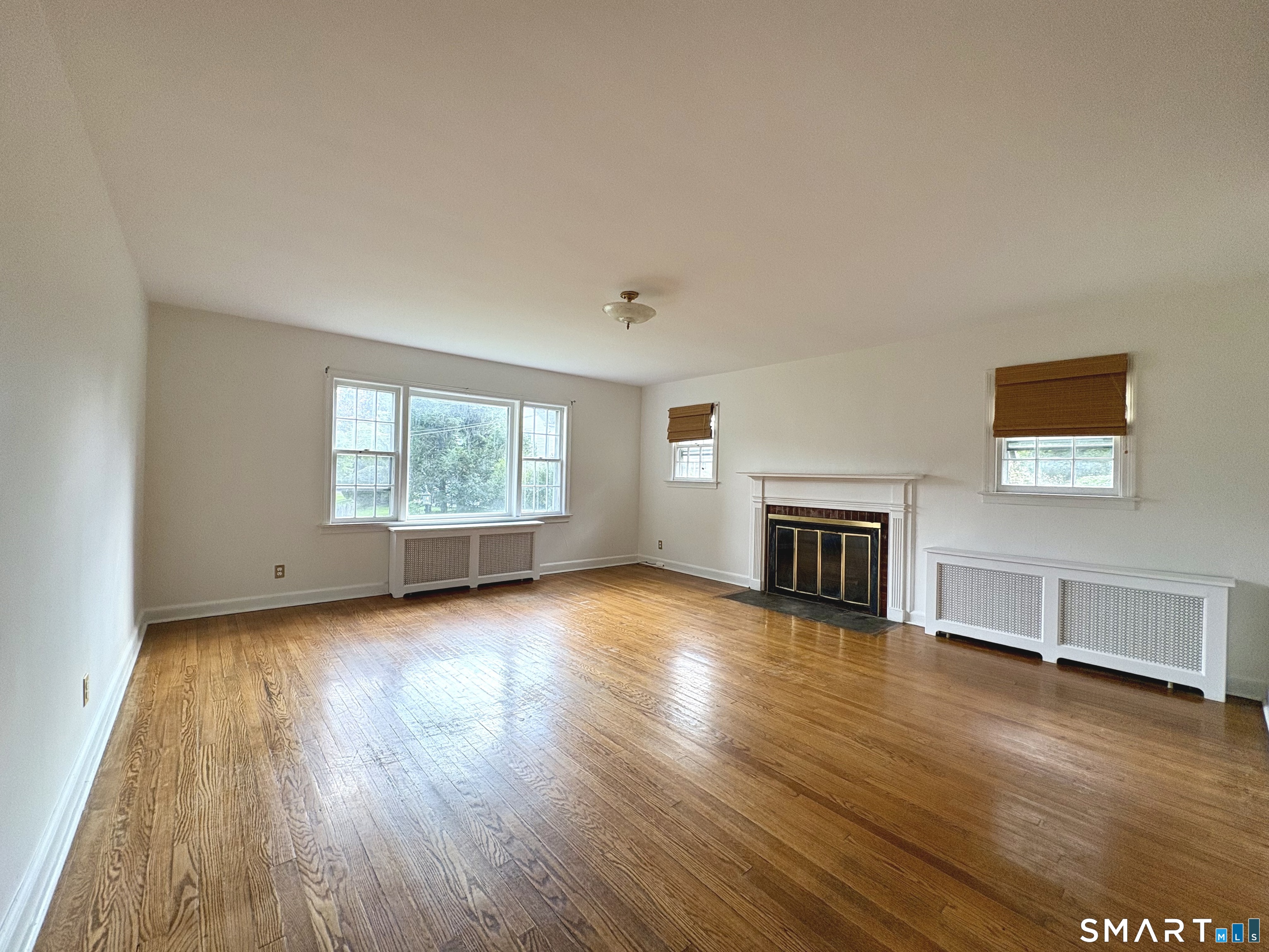 2727 Boston Post Road, Darien, Connecticut photo 4