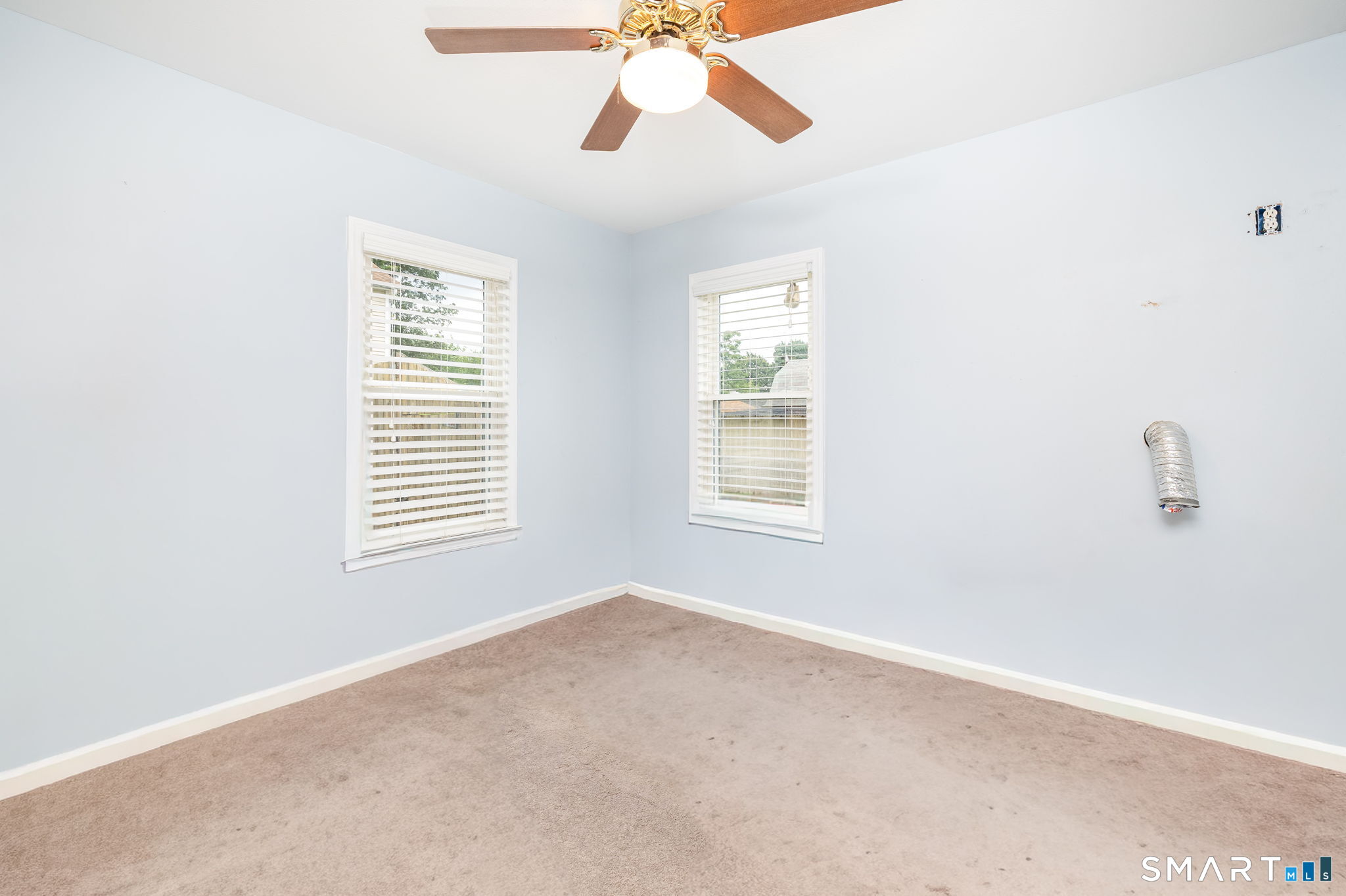 49 Baker Avenue photo 14