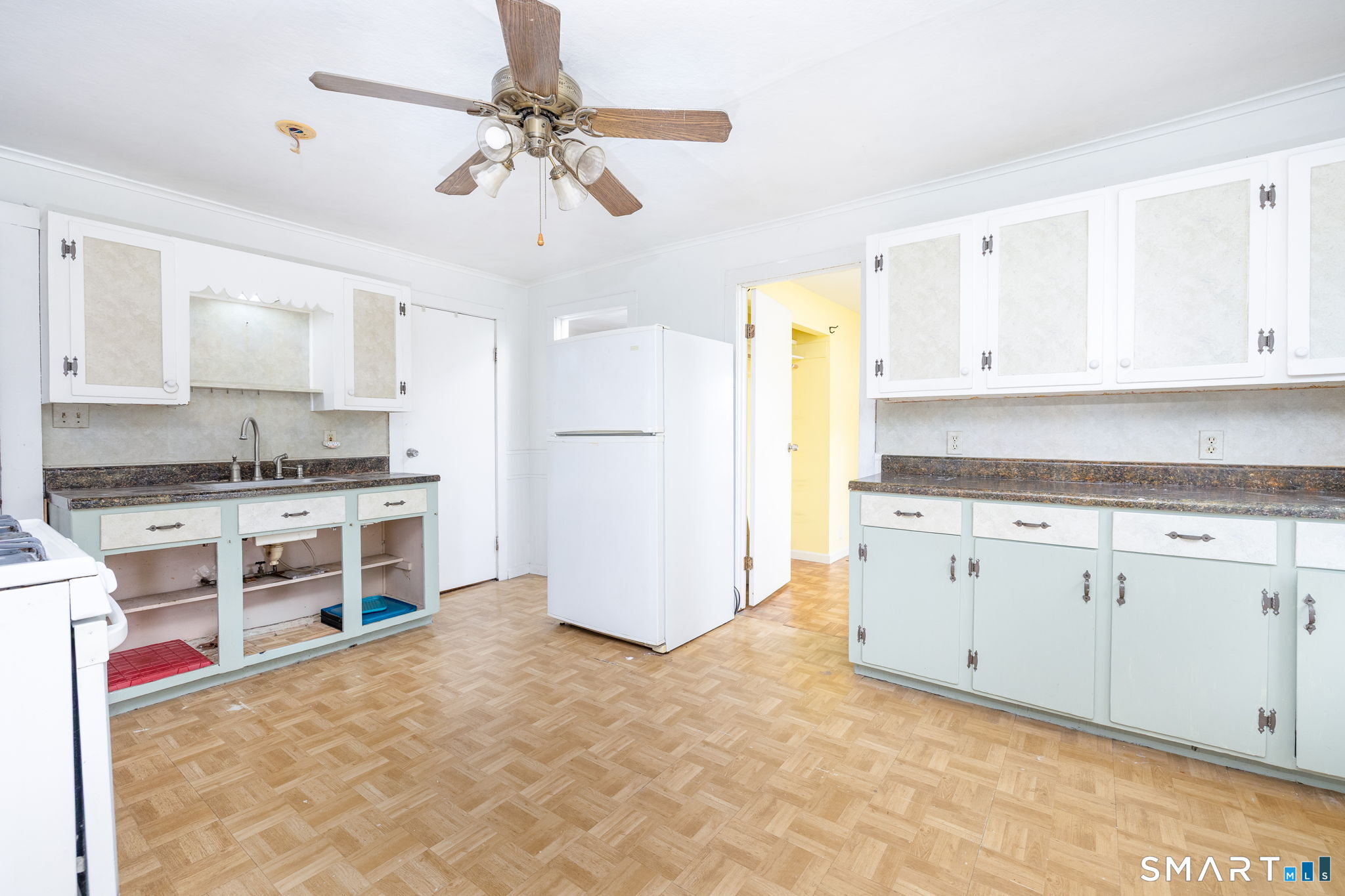 49 Baker Avenue photo 21