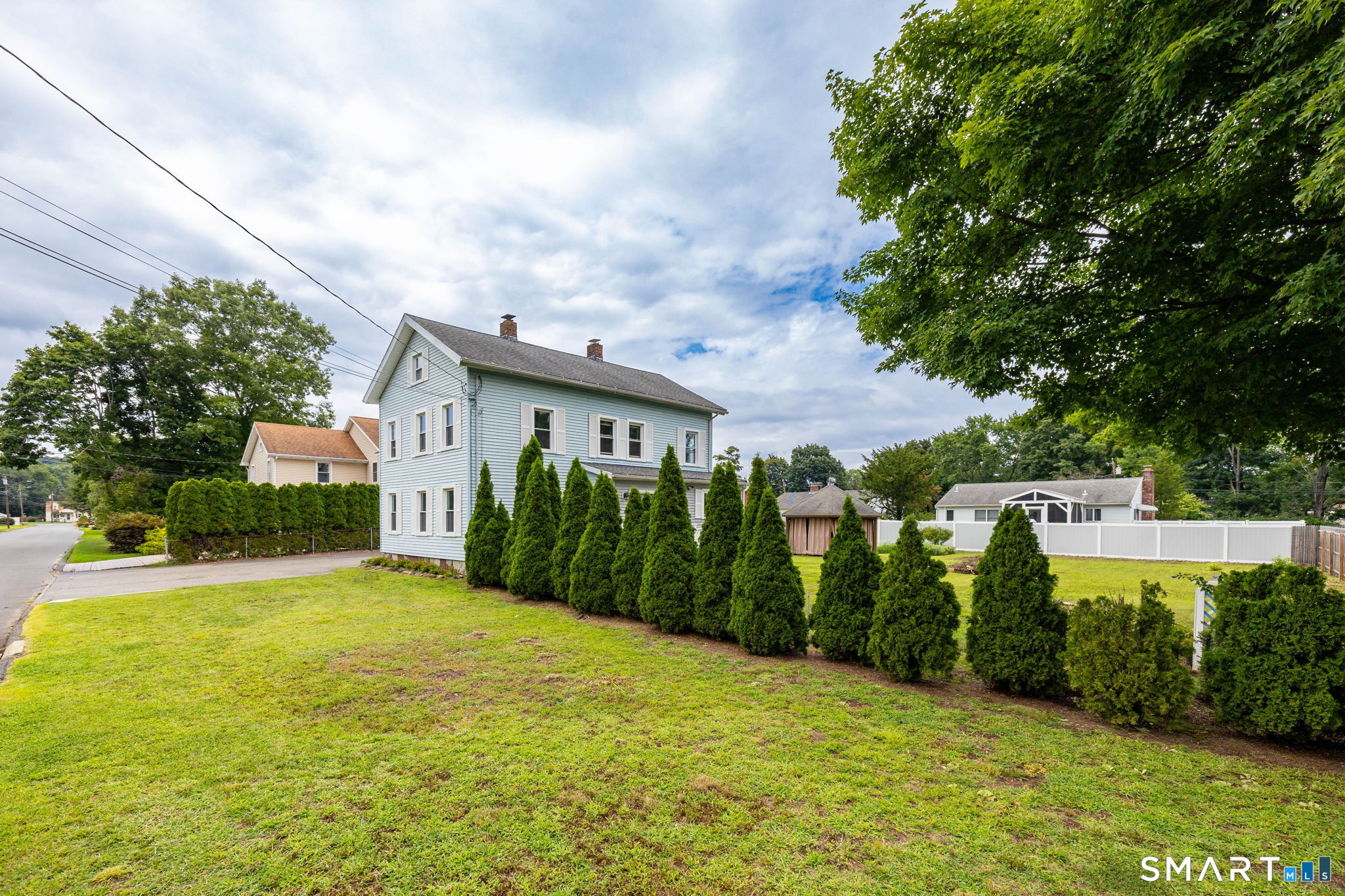 49 Baker Avenue photo 29