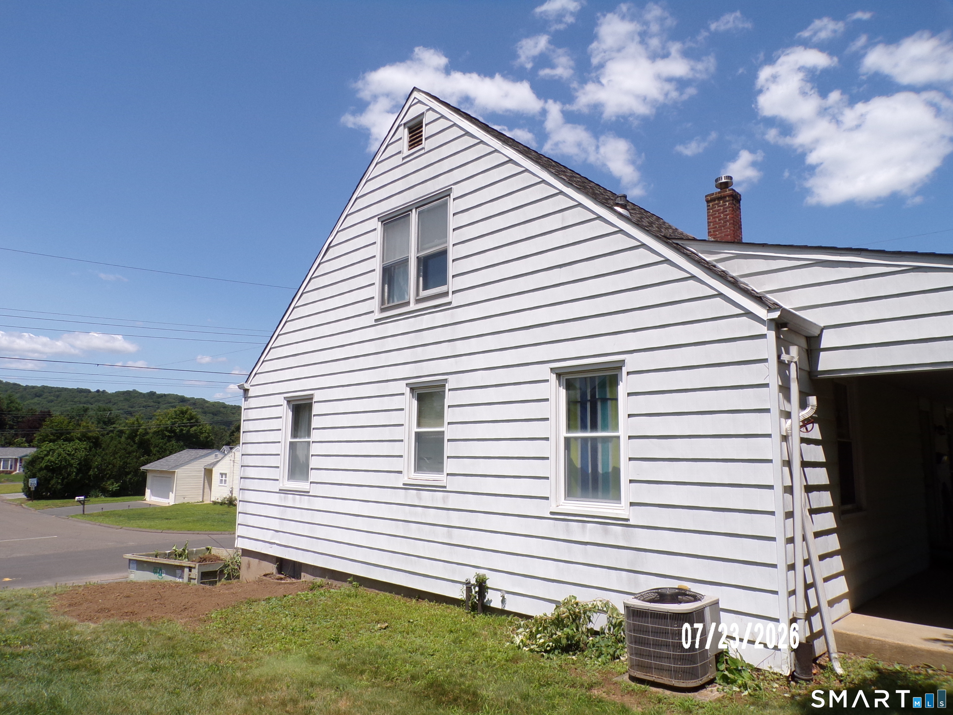 178 Sunset Drive photo 3
