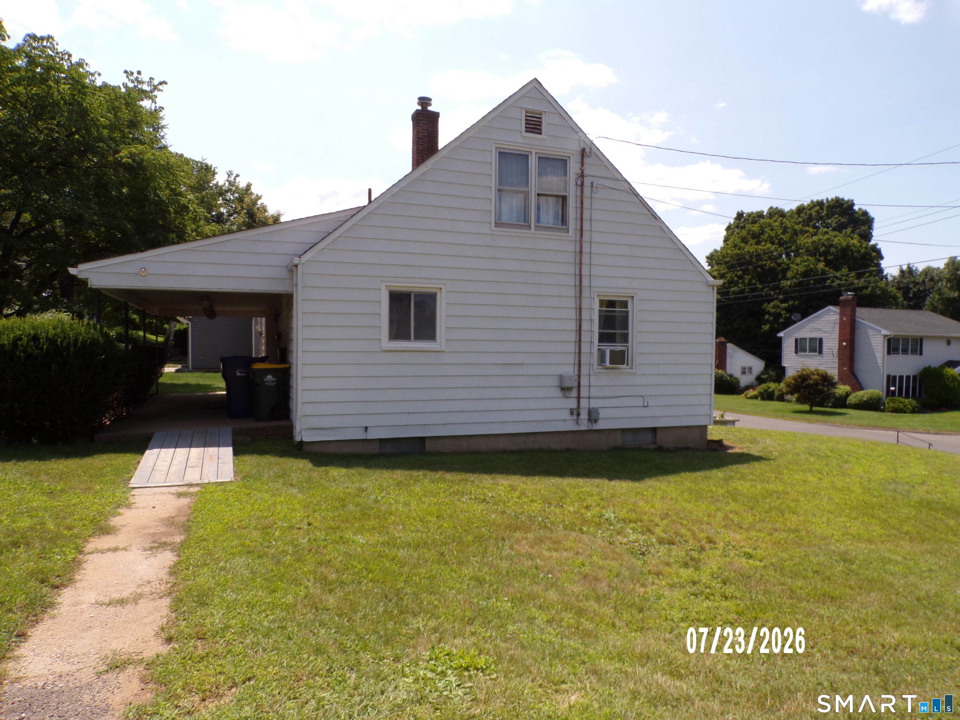 178 Sunset Drive photo 2