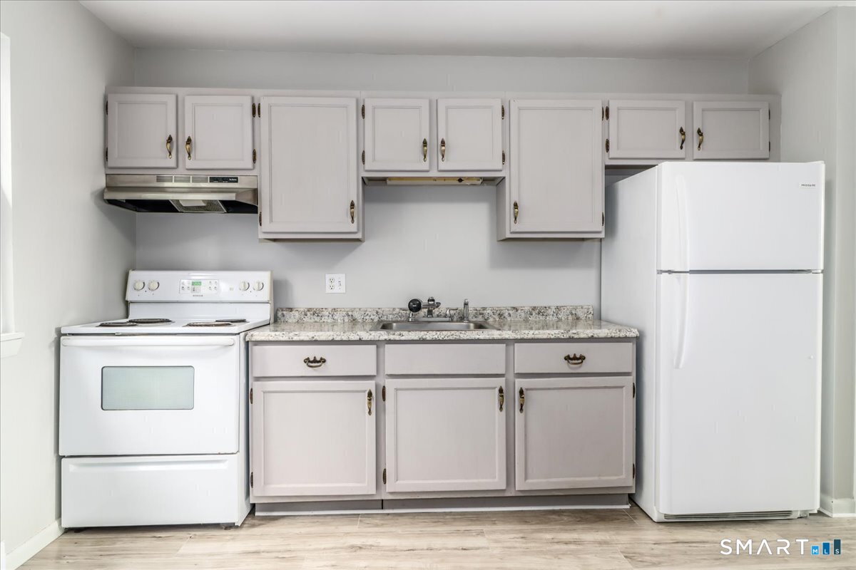 96 Belair Drive Unit #96 photo 3