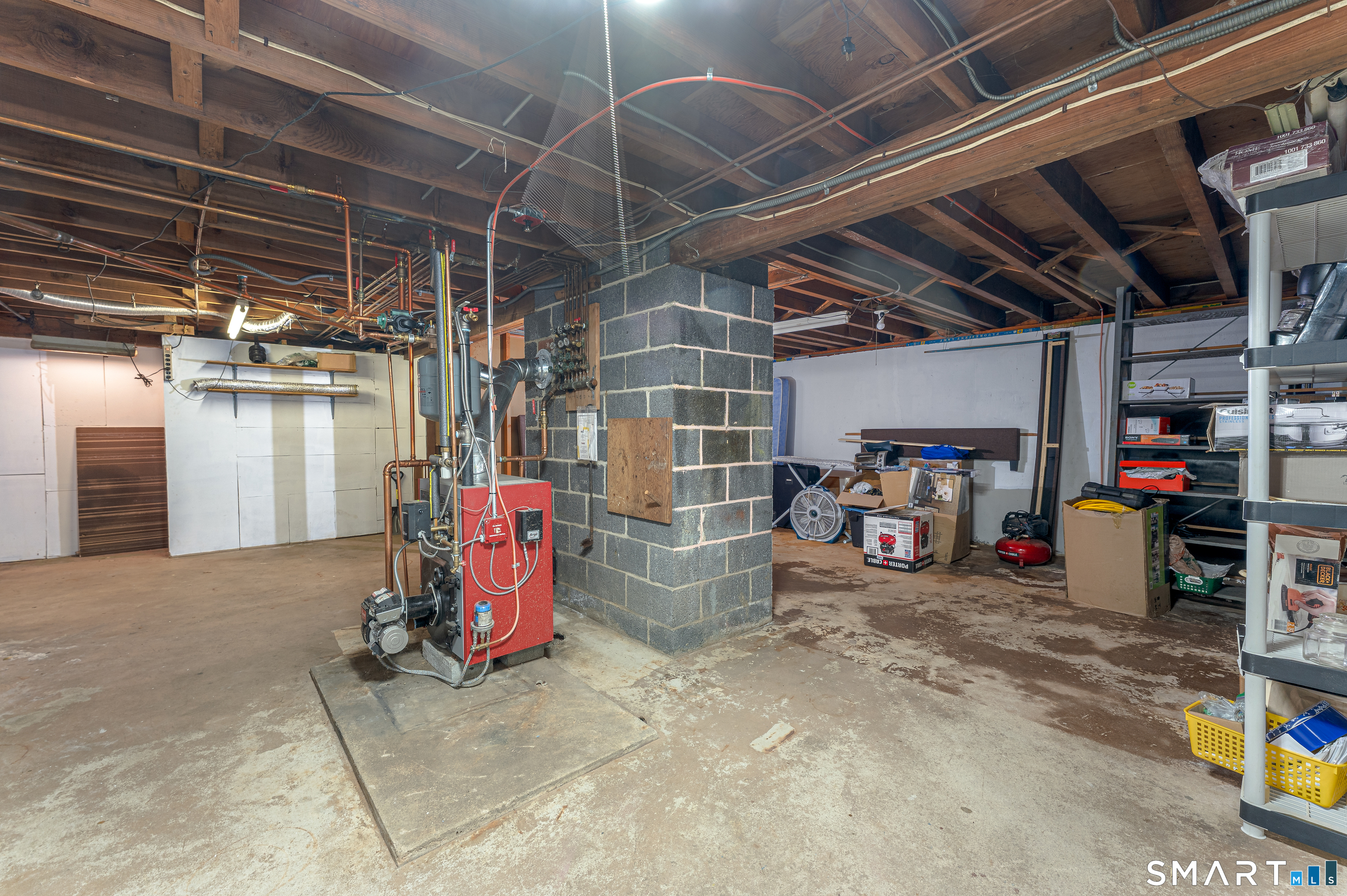 4 Mohawk Drive photo 39