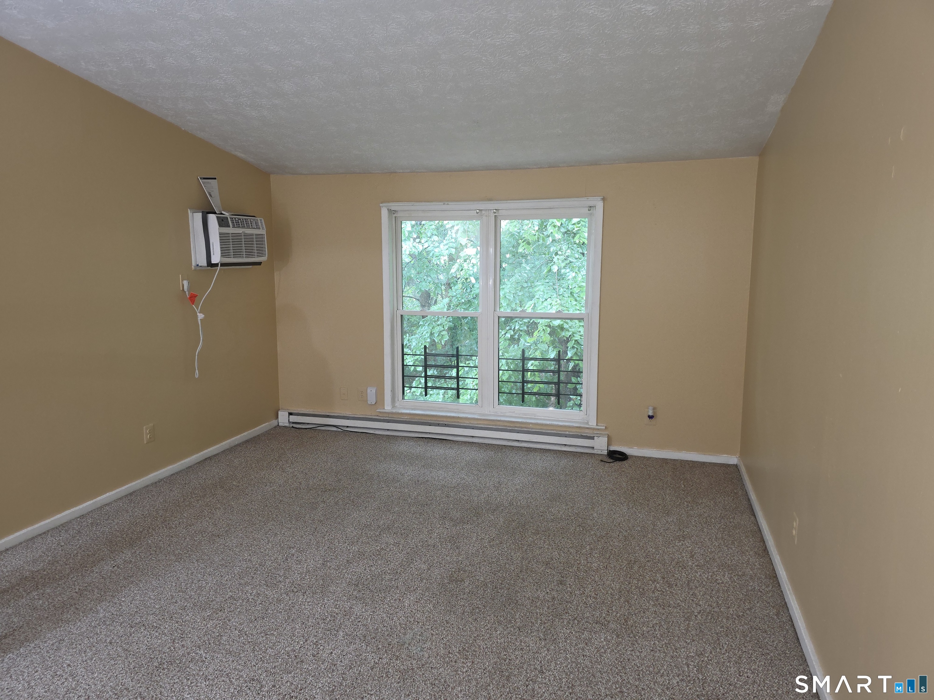 949 Pleasant Valley Road Unit #10-12 photo 11